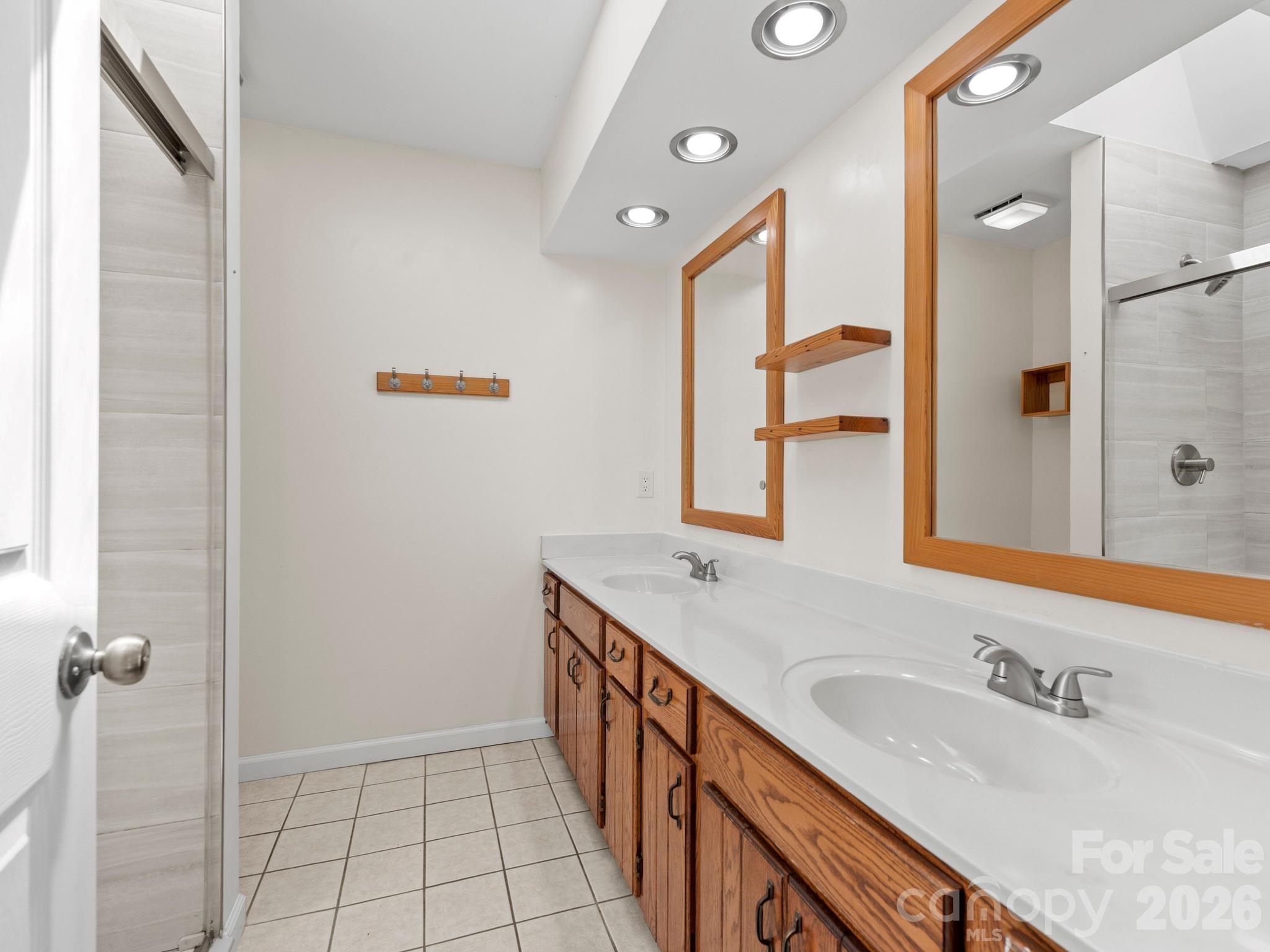 21 Dogwood Grove — Asheville