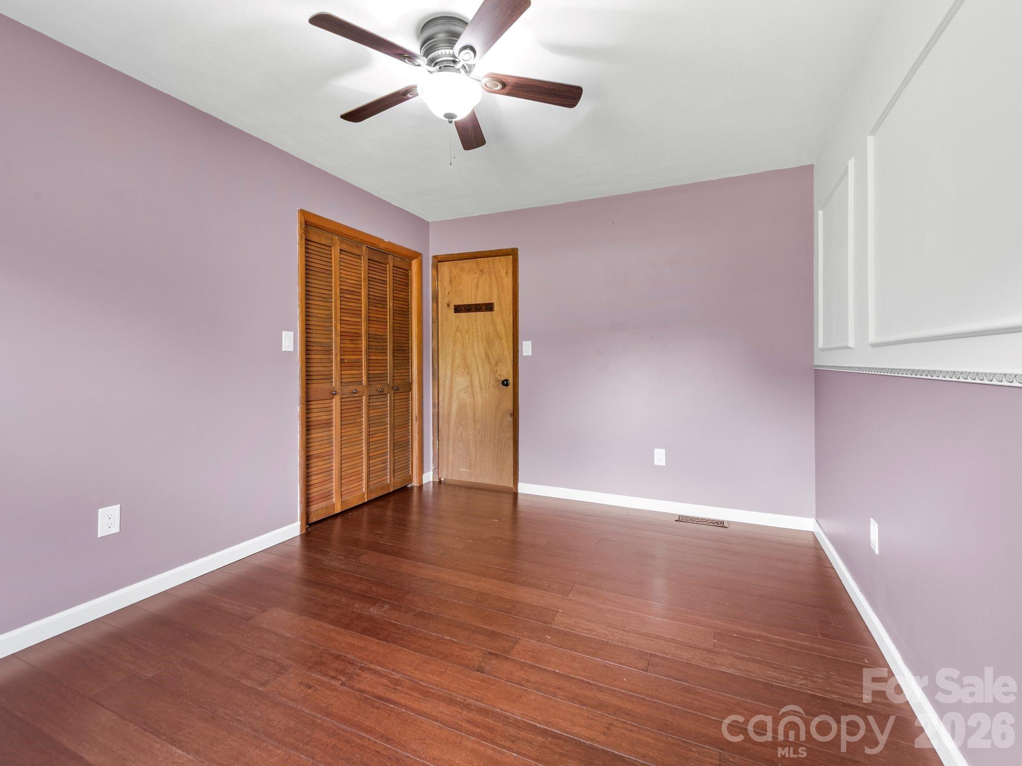 21 Dogwood Grove — Asheville