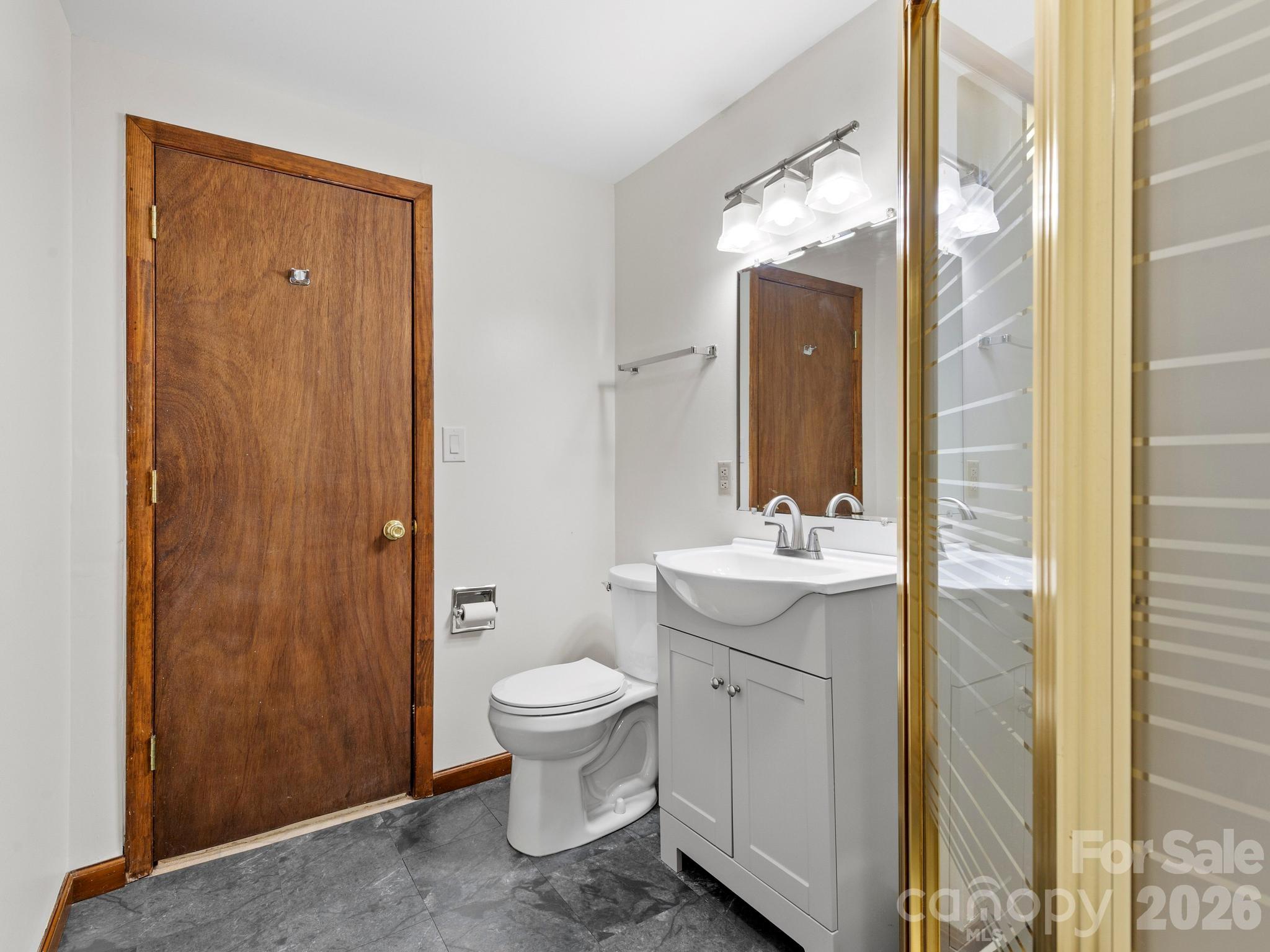 21 Dogwood Grove — Asheville