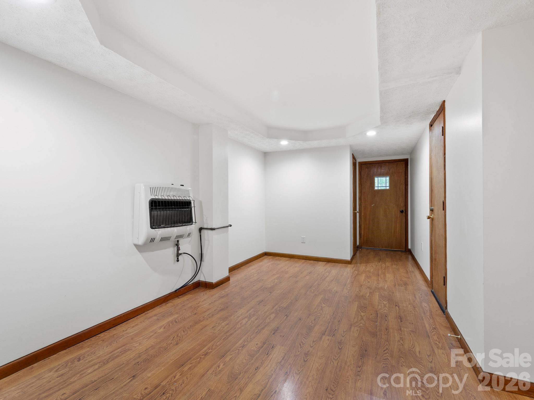 21 Dogwood Grove — Asheville