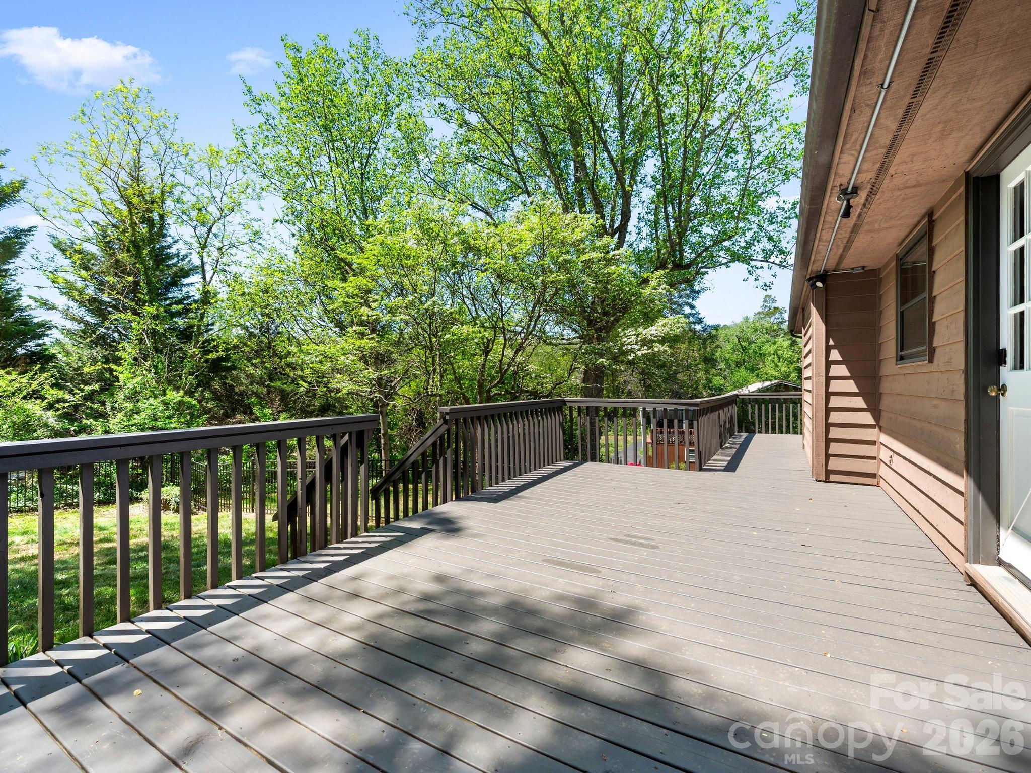 21 Dogwood Grove — Asheville
