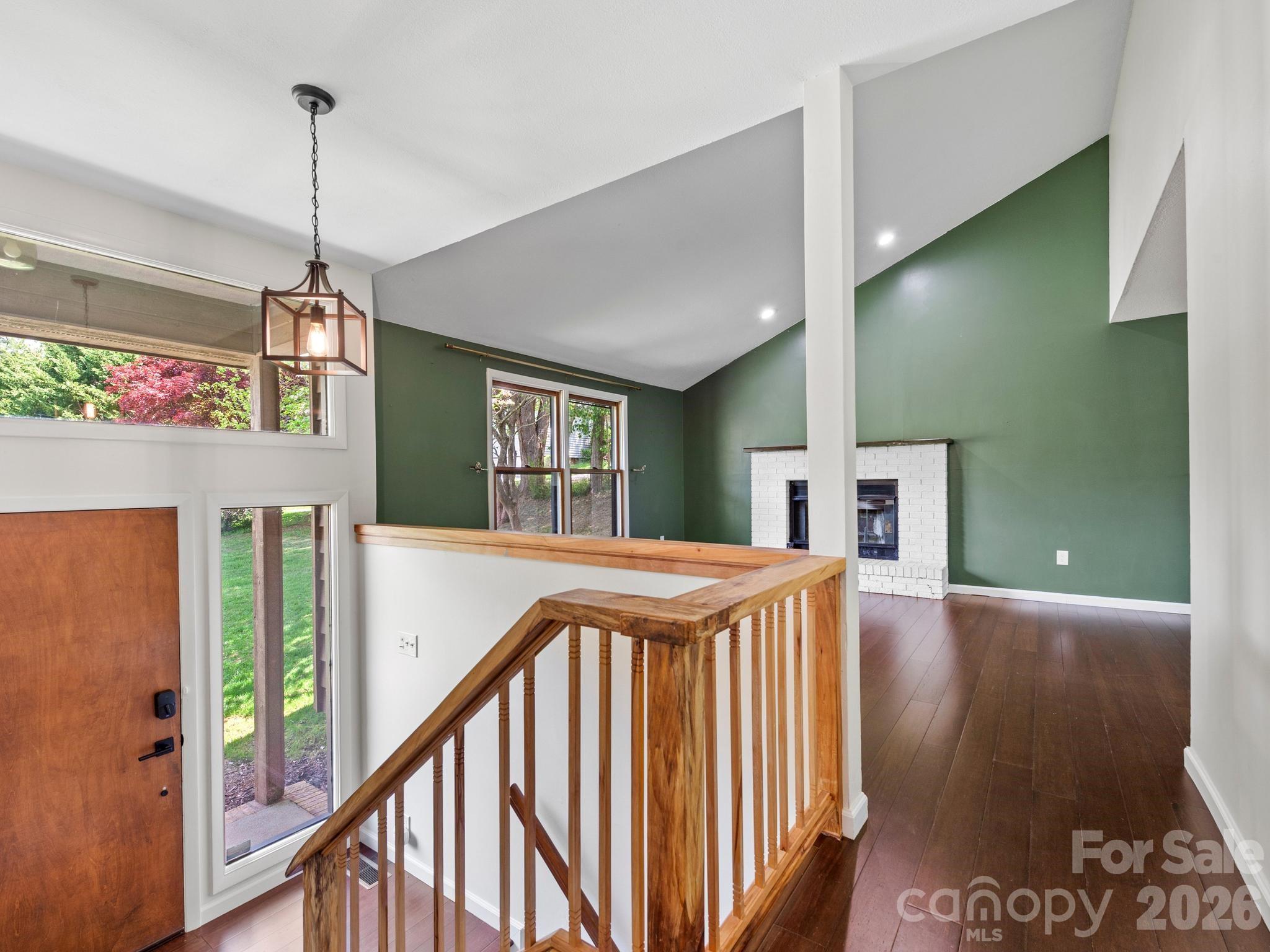 21 Dogwood Grove — Asheville