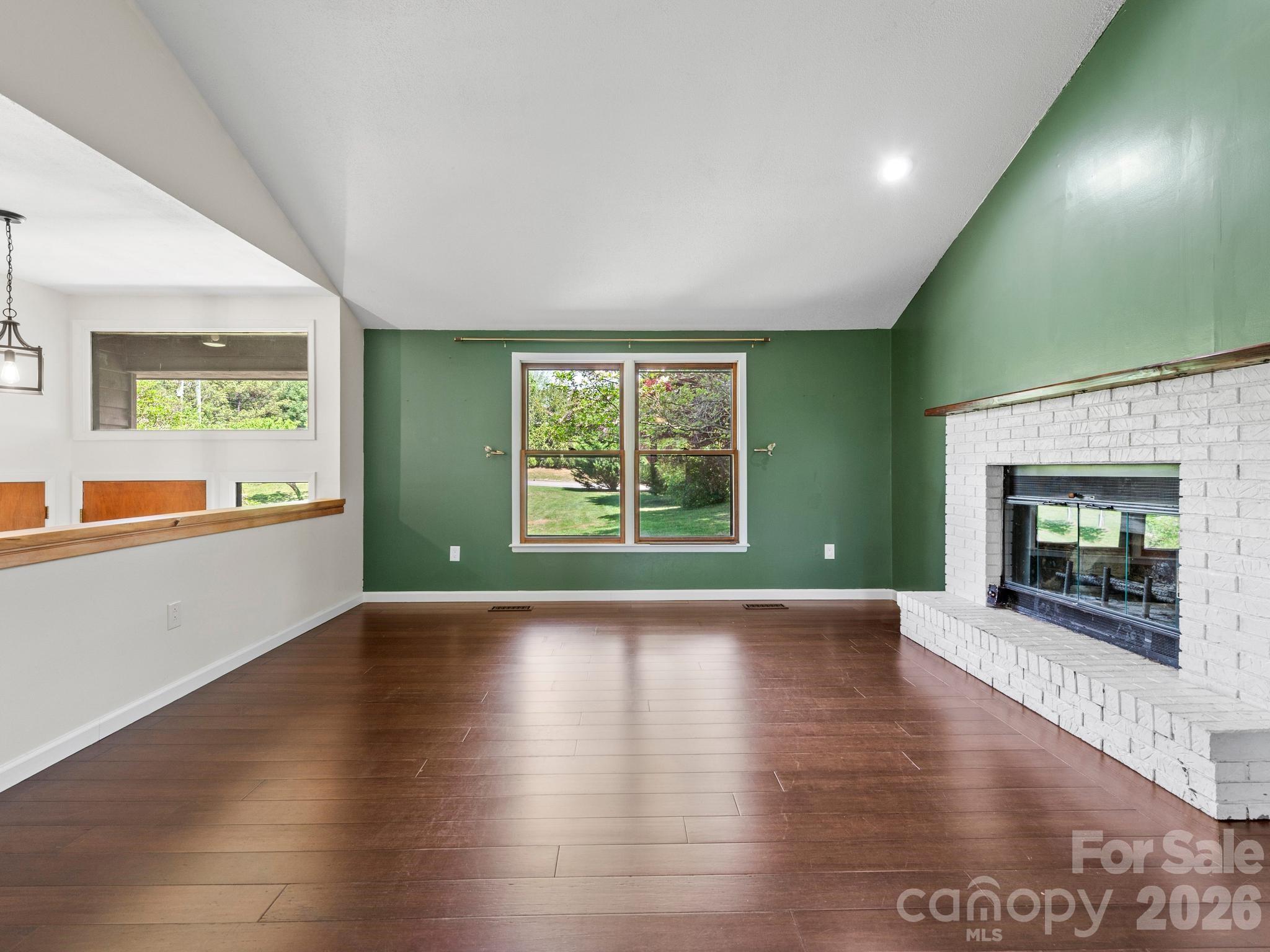 21 Dogwood Grove — Asheville