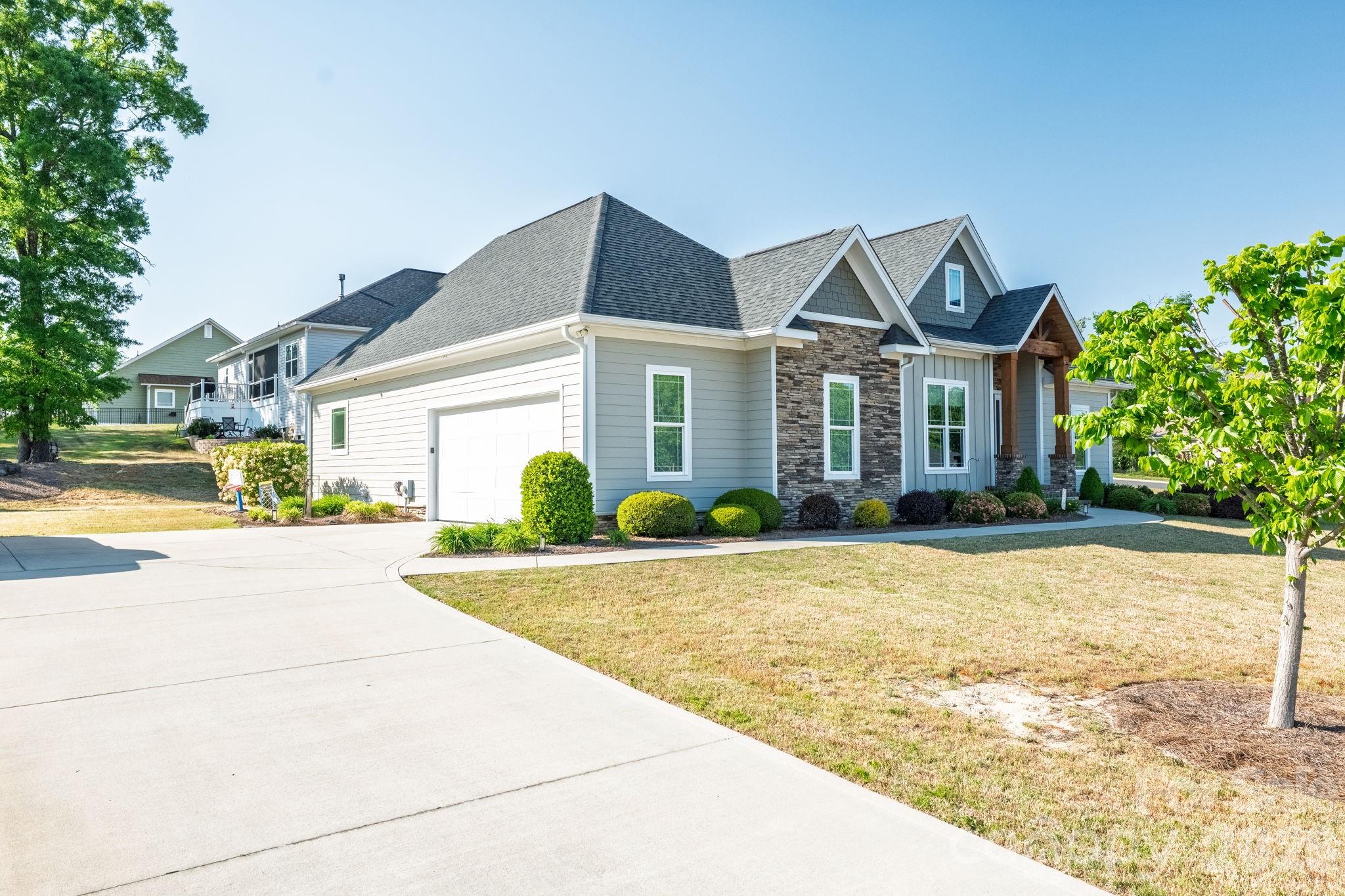 285 Jaida Lane — Oakboro