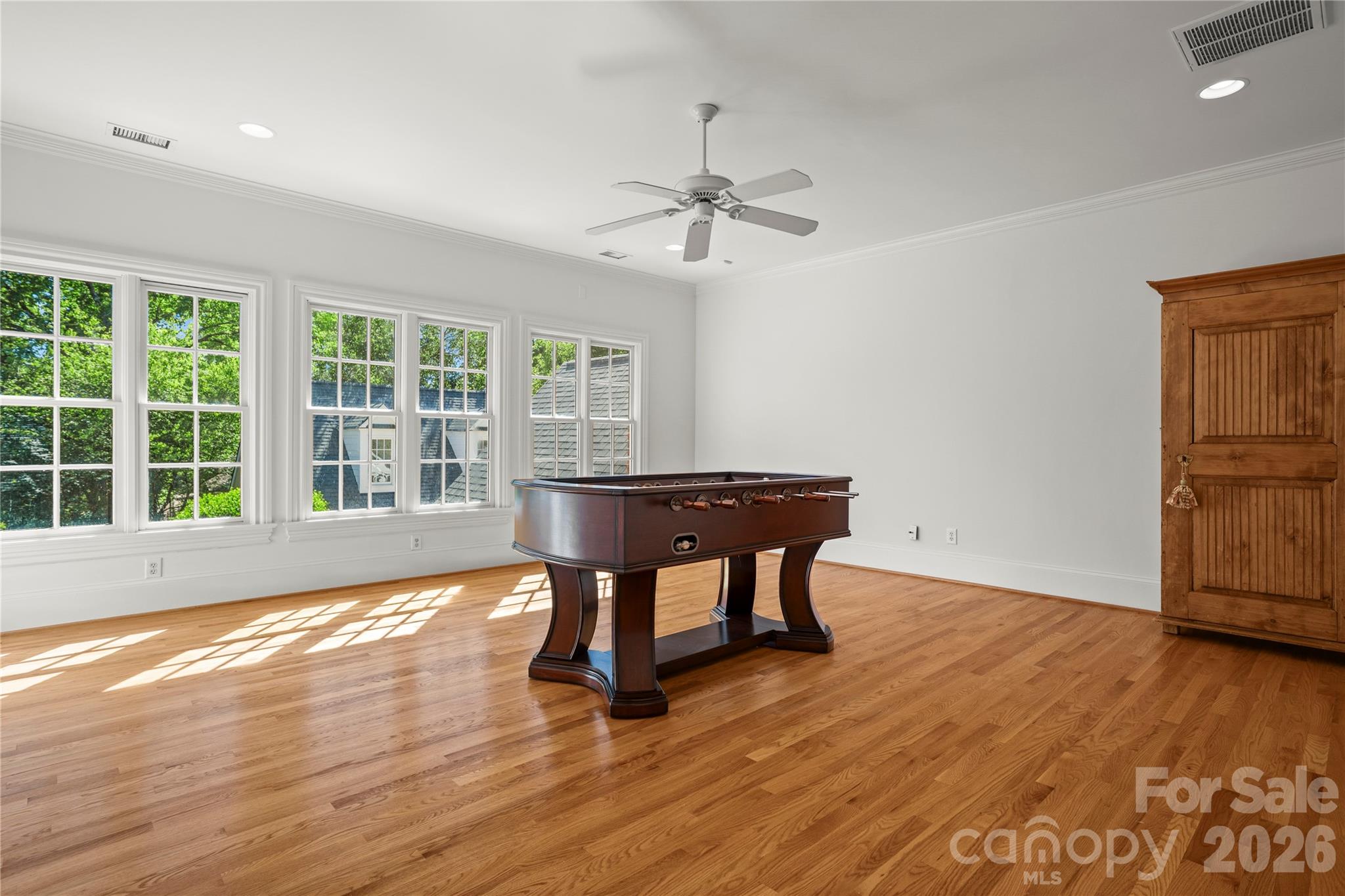 2046 Hopedale Avenue — Charlotte