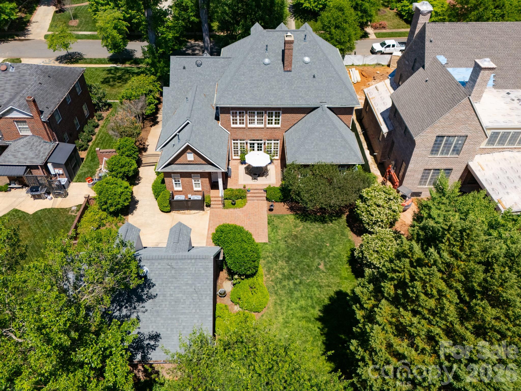 2046 Hopedale Avenue — Charlotte