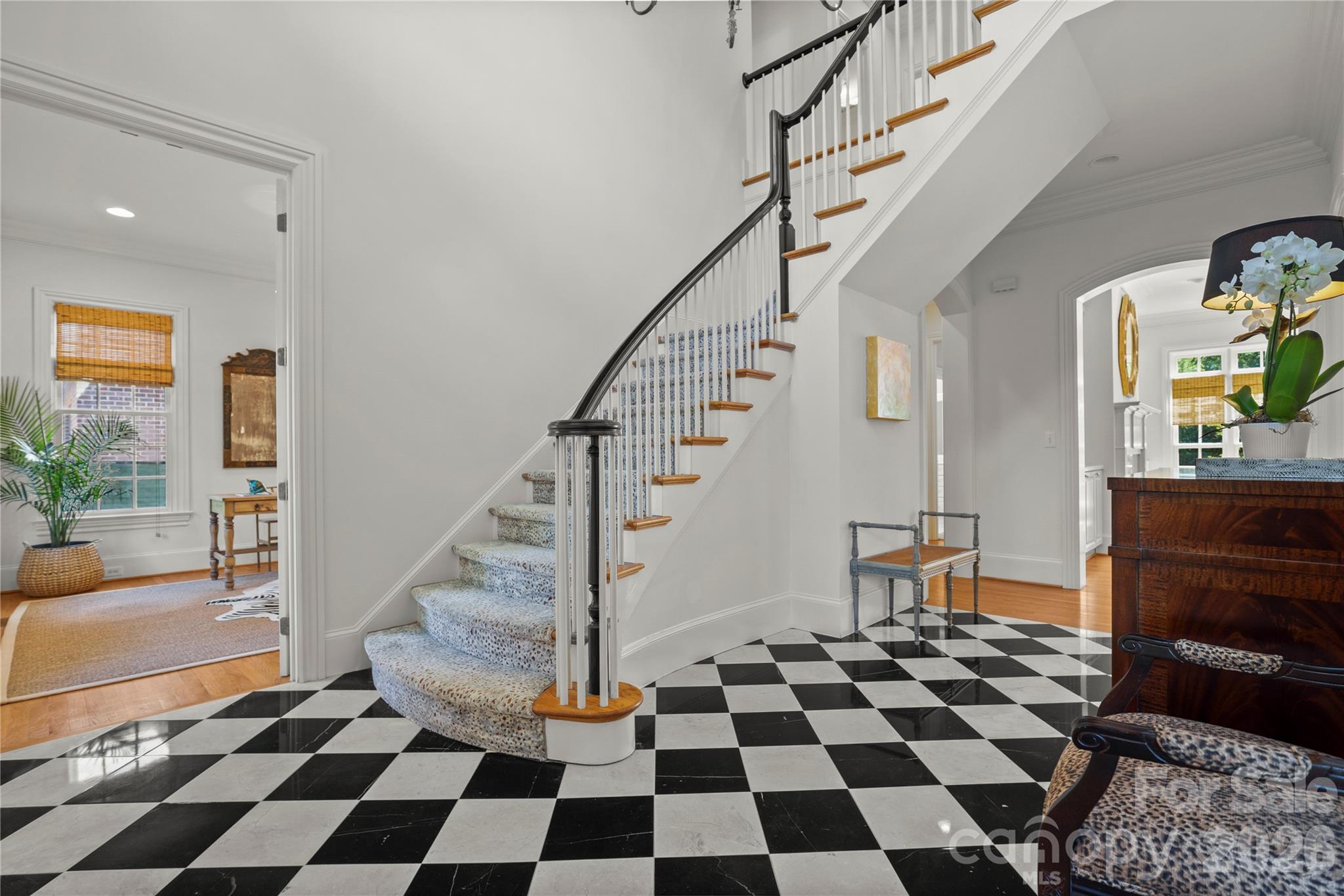 2046 Hopedale Avenue — Charlotte