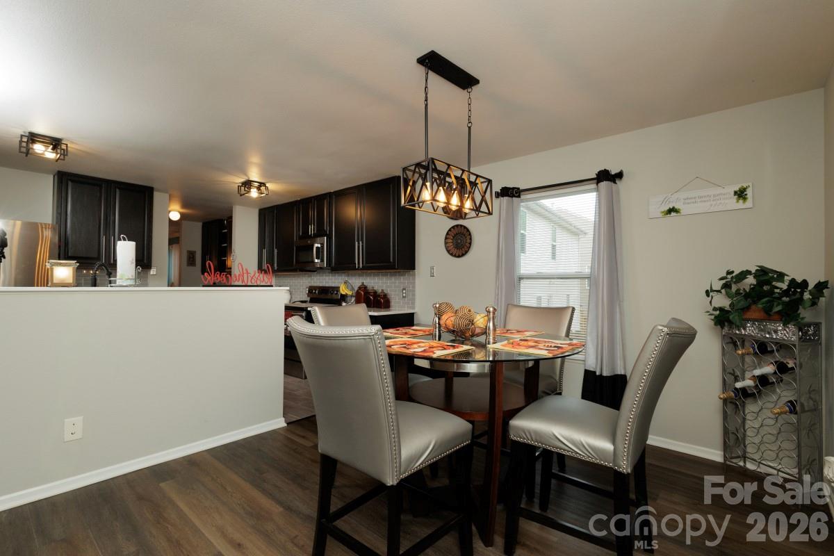 6135 Blue Ash Lane — Charlotte