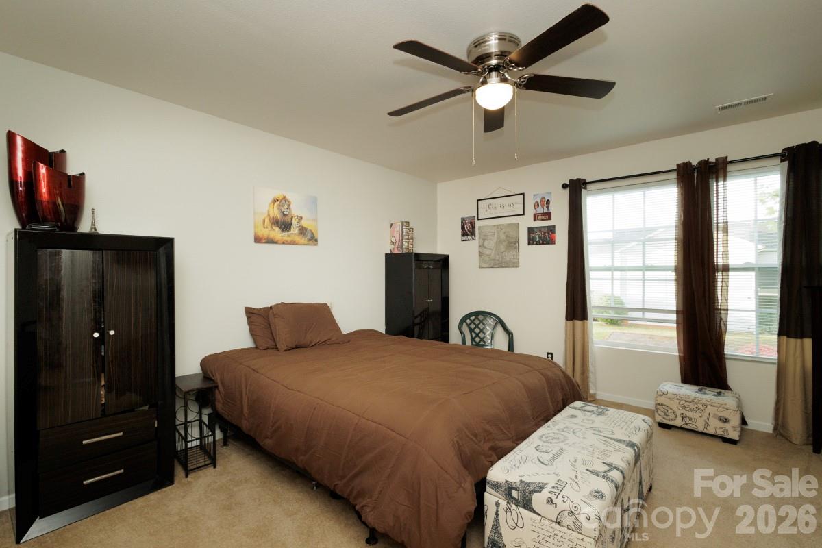 6135 Blue Ash Lane — Charlotte