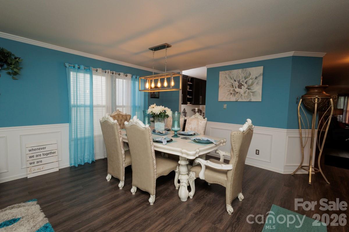 6135 Blue Ash Lane — Charlotte