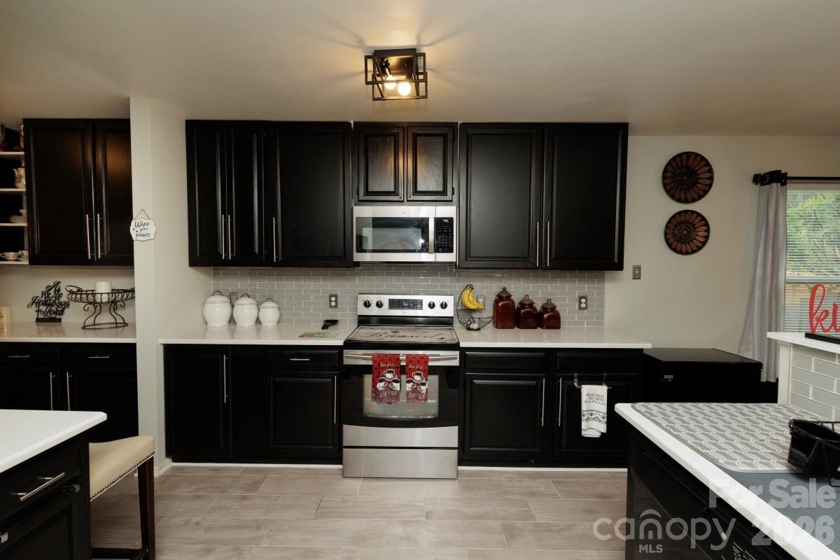 6135 Blue Ash Lane — Charlotte