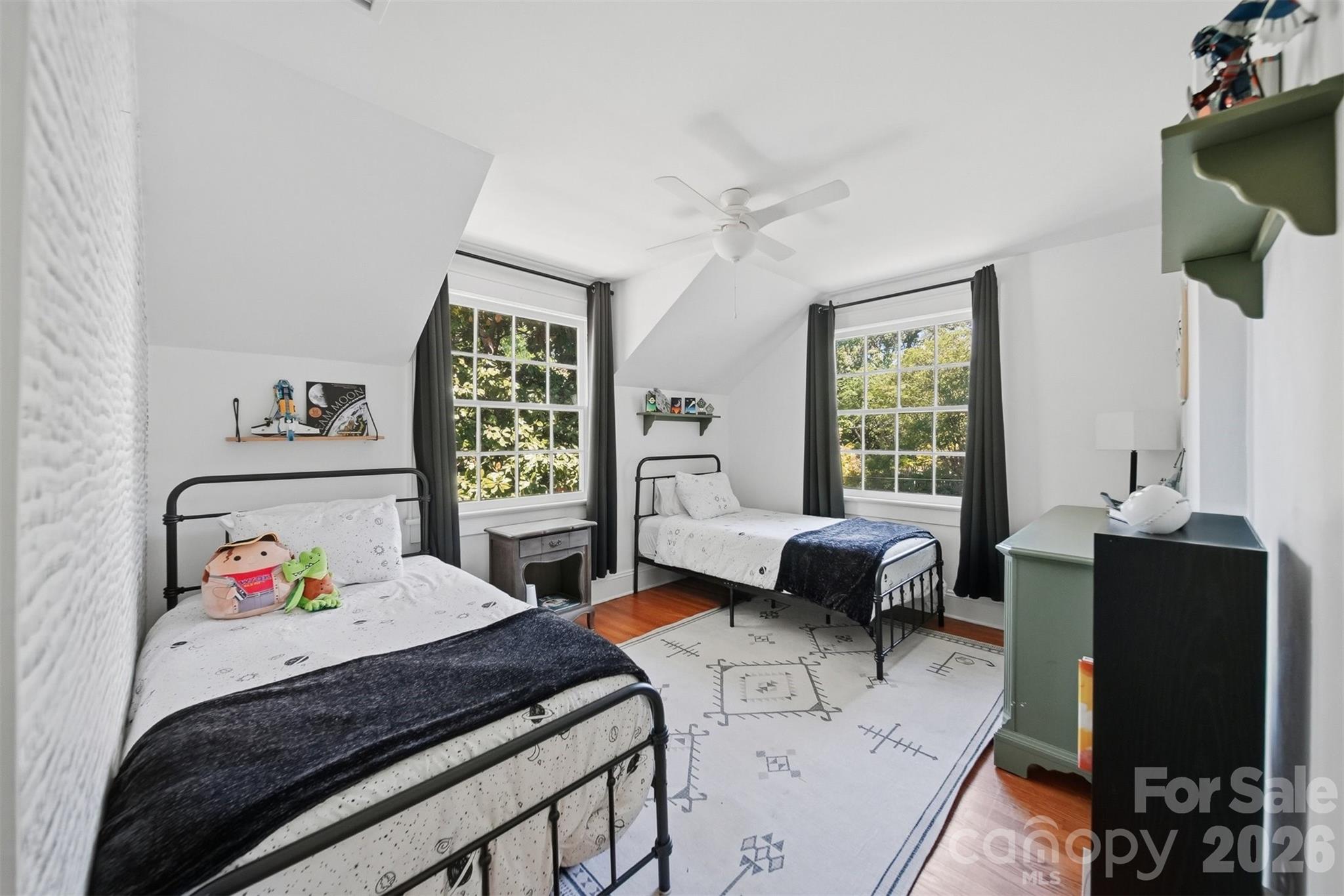 431 9th Street NW — Hickory