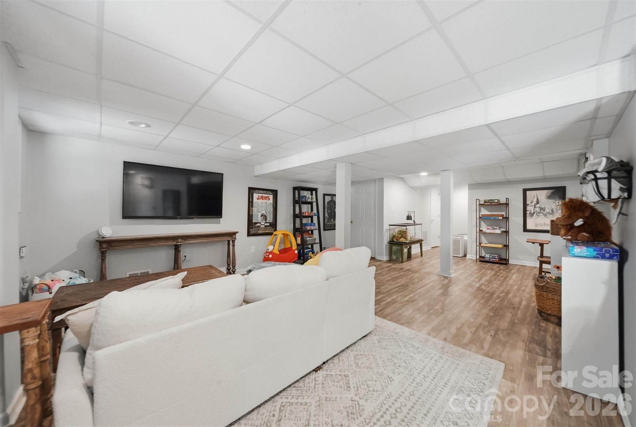 431 9th Street NW — Hickory