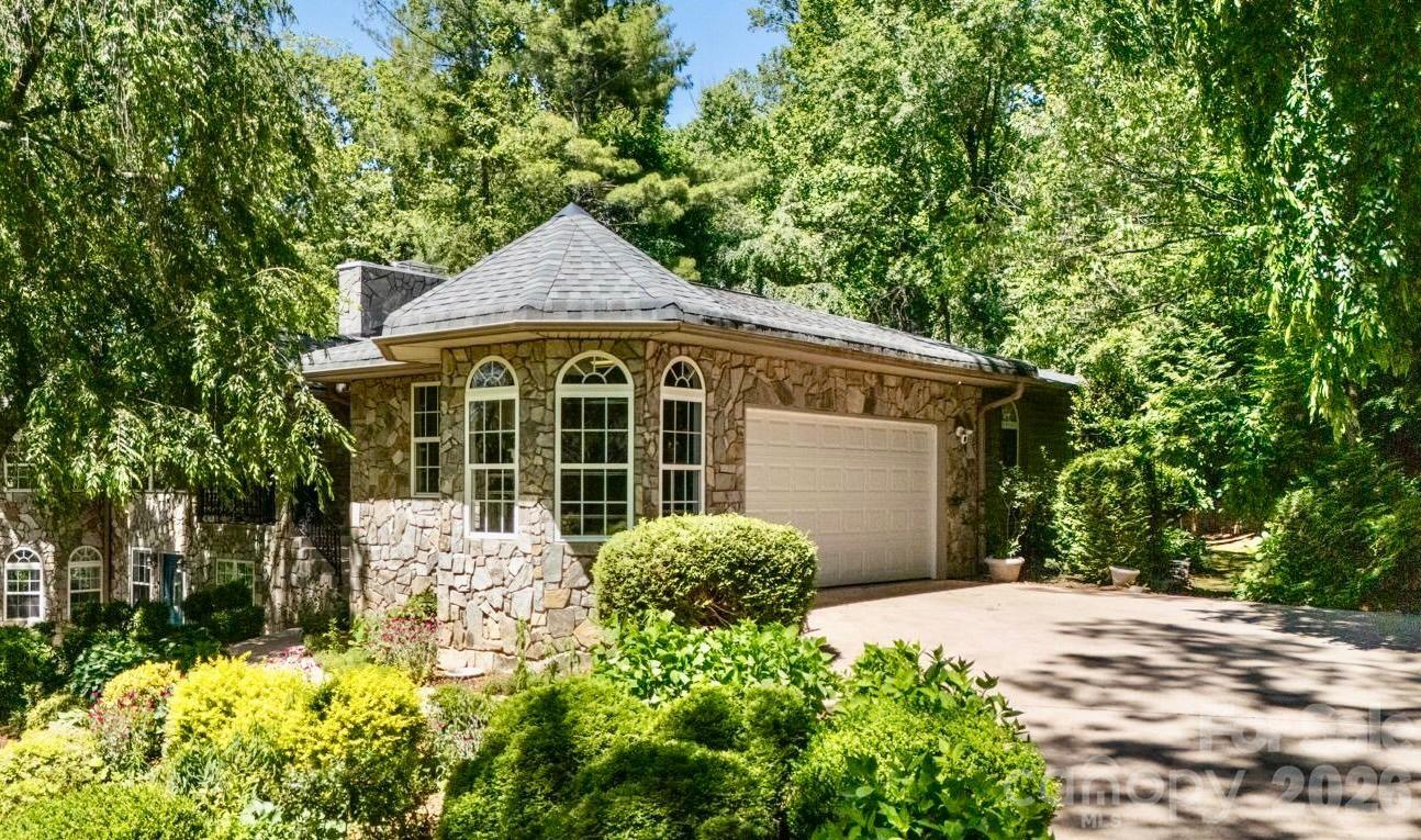 3 Northwood Road — Asheville