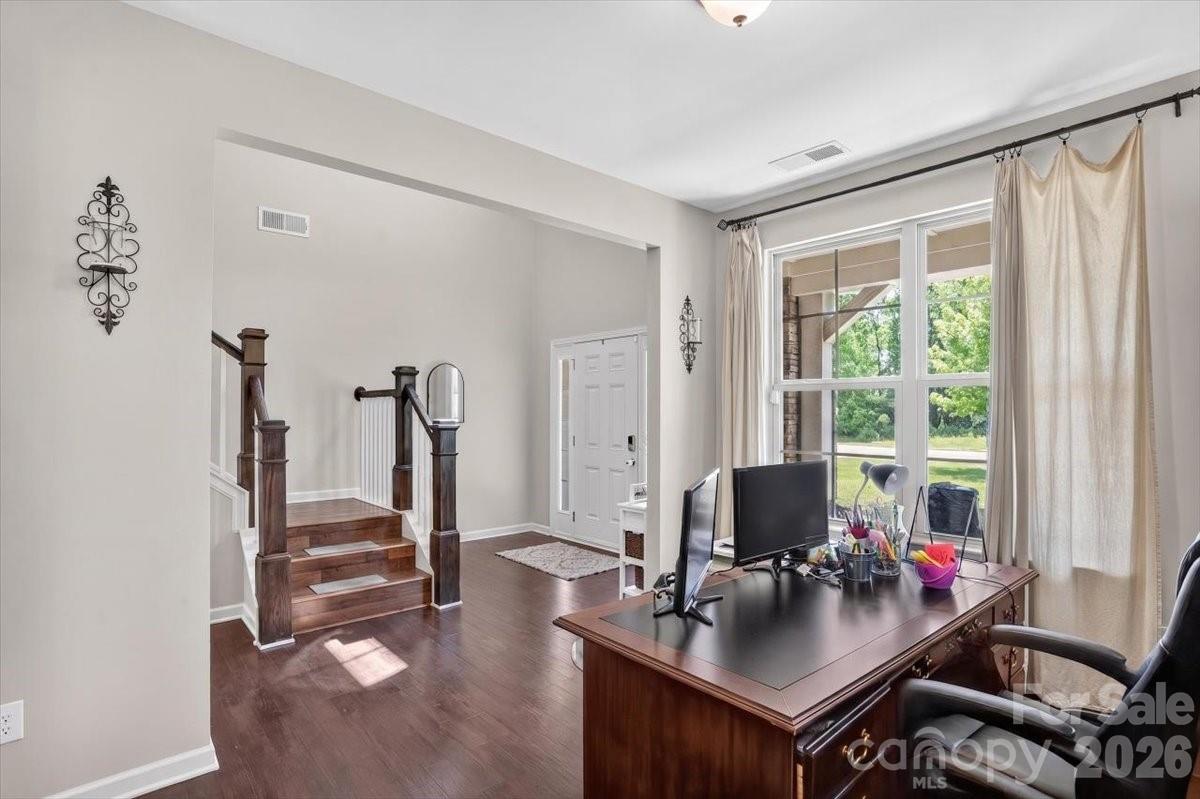 265 Meadow Oaks Drive SE — Concord