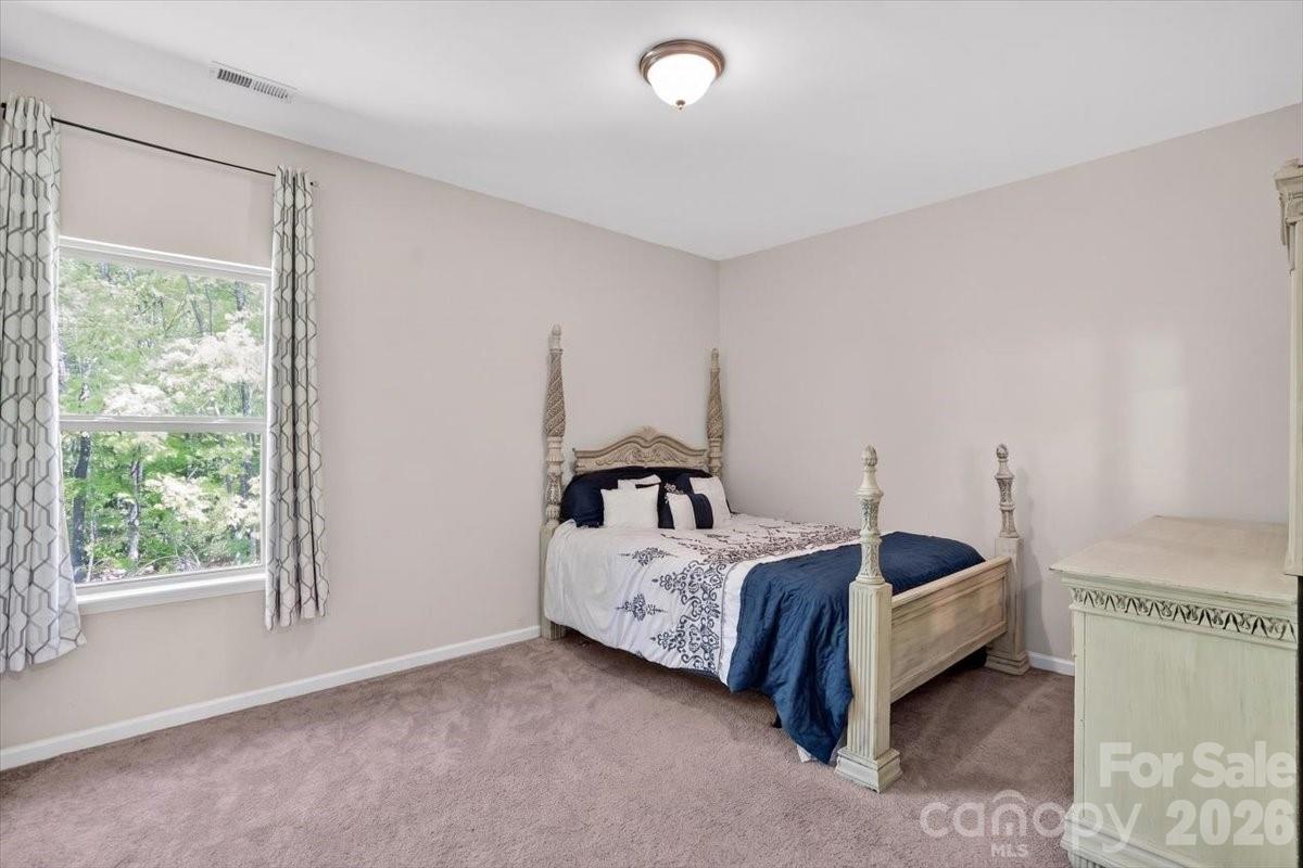 265 Meadow Oaks Drive SE — Concord