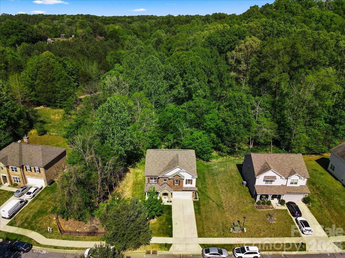 265 Meadow Oaks Drive SE — Concord