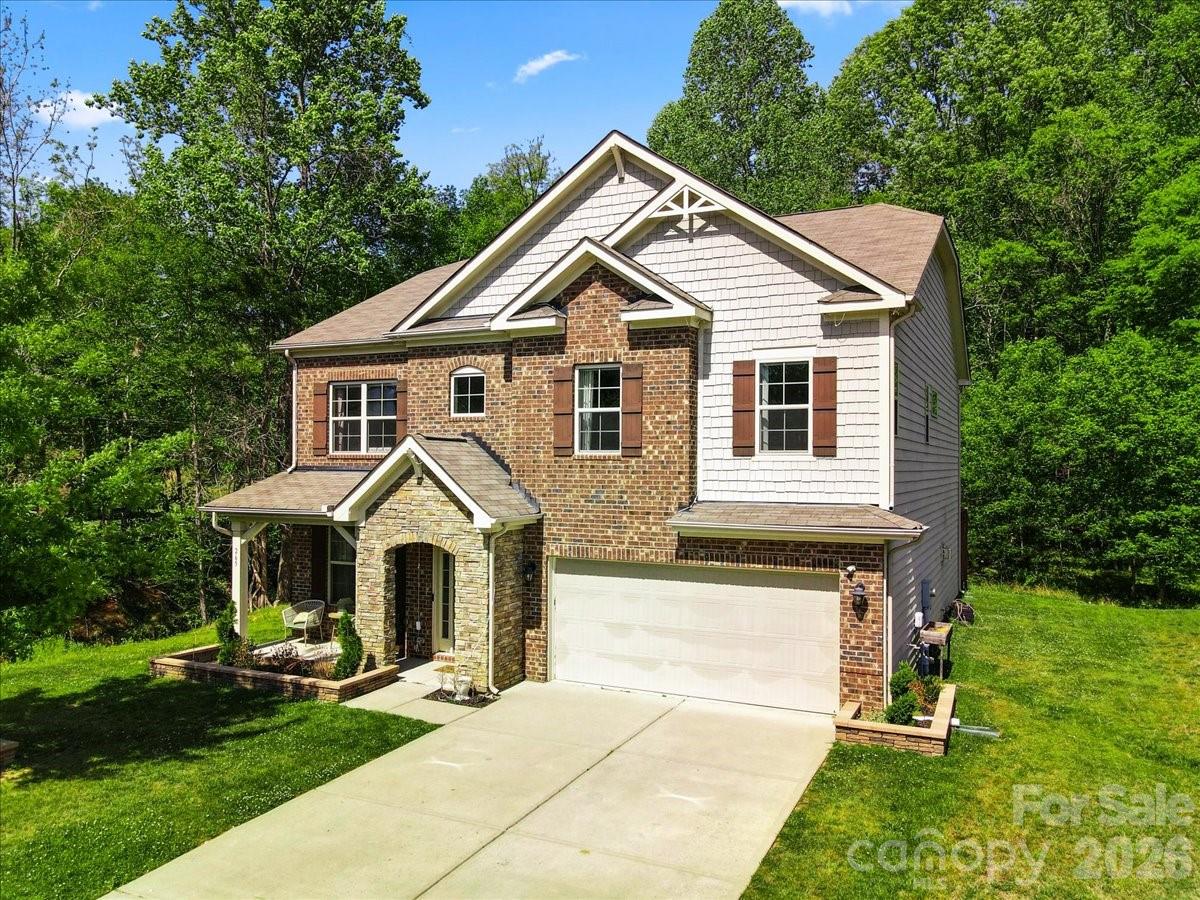 265 Meadow Oaks Drive SE — Concord