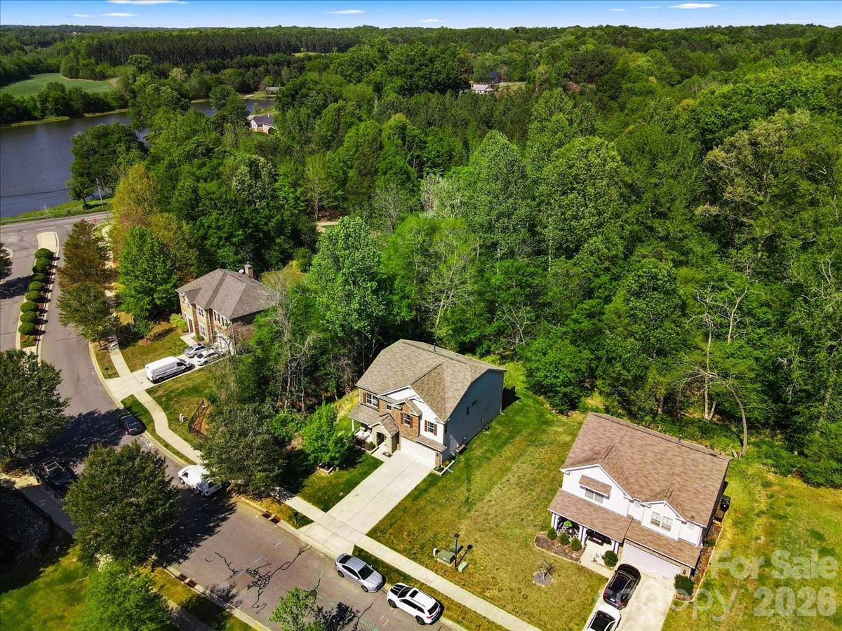 265 Meadow Oaks Drive SE — Concord