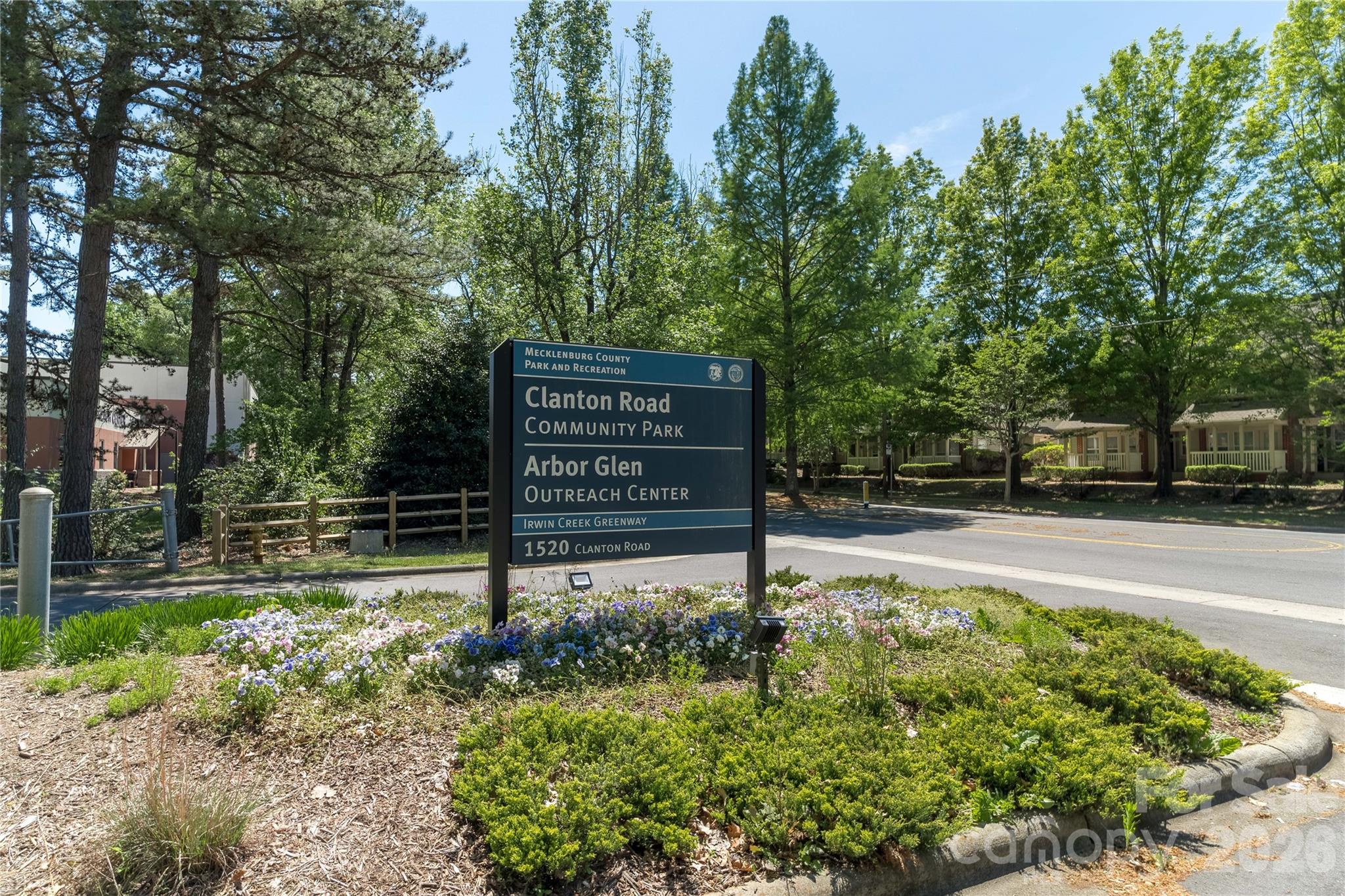 3733 Sargeant Drive — Charlotte