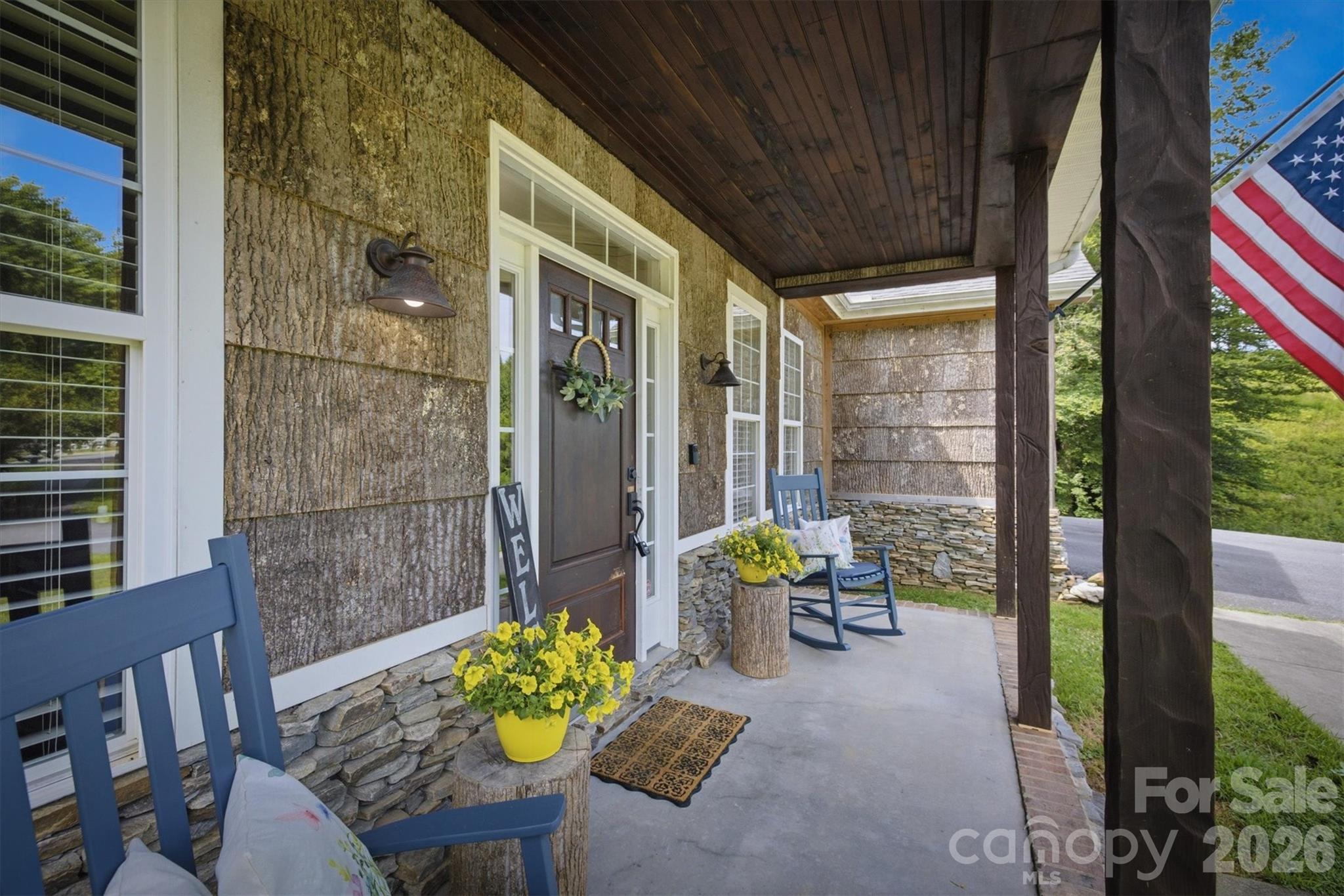 2570 Blowing Rock Boulevard — Lenoir