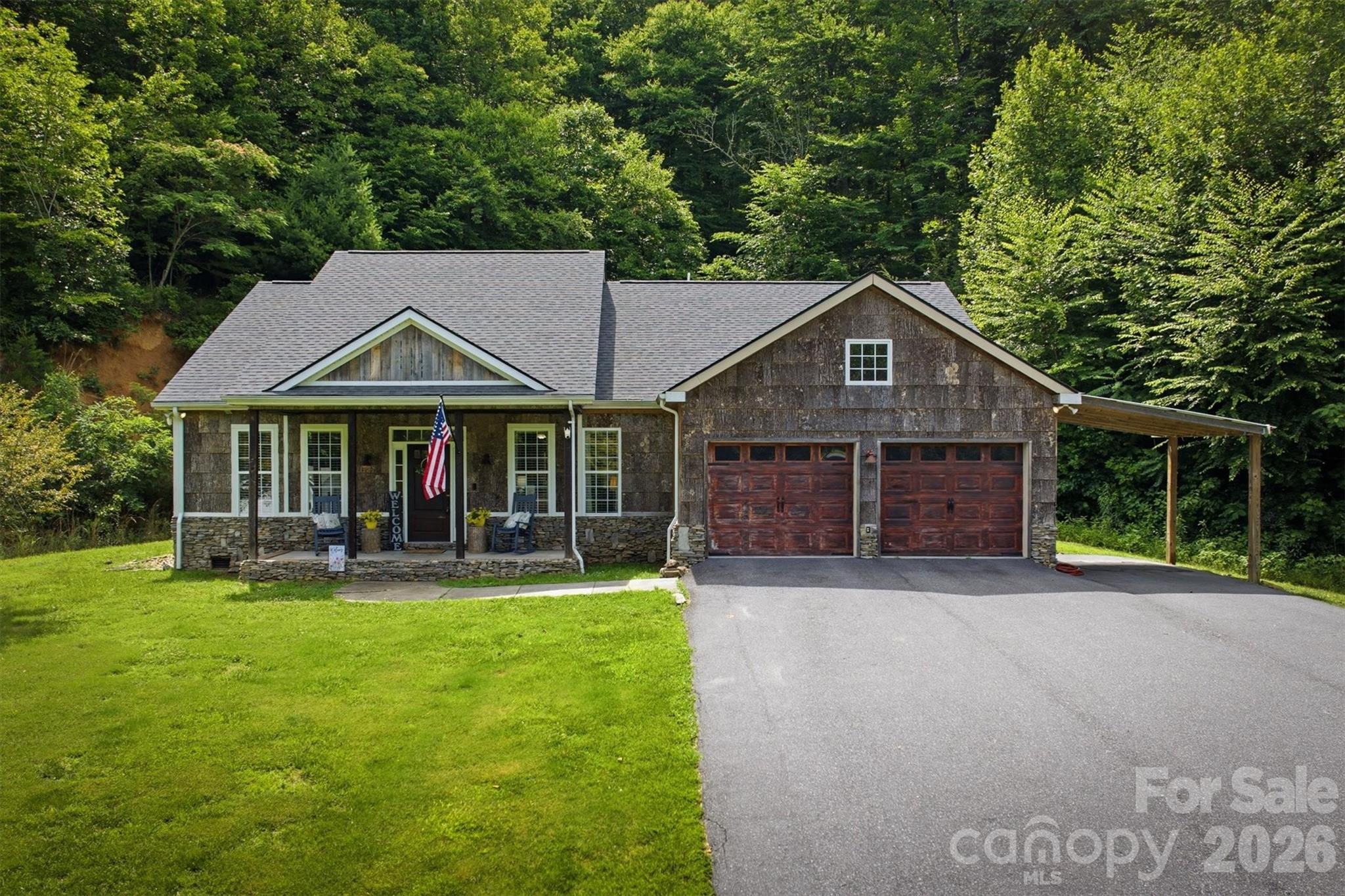2570 Blowing Rock Boulevard — Lenoir