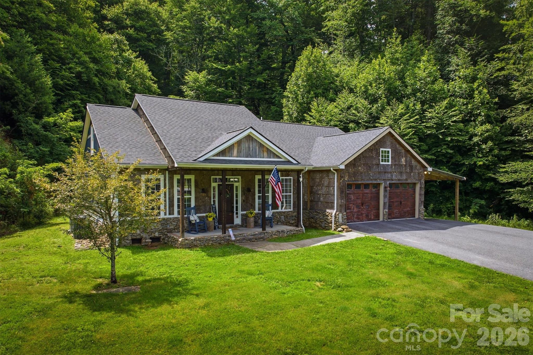 2570 Blowing Rock Boulevard — Lenoir