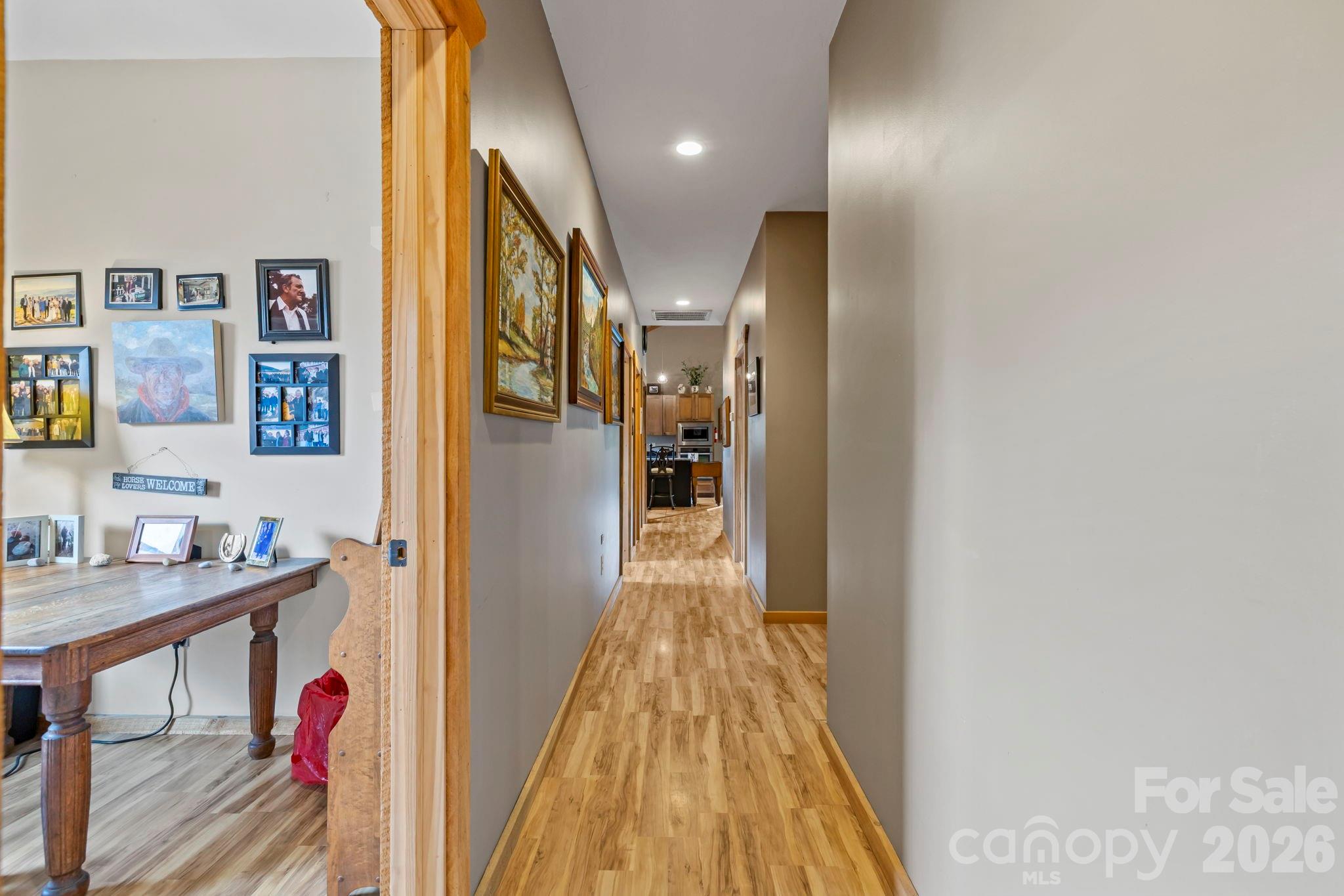 442 Blantyre Church Road — Horse Shoe