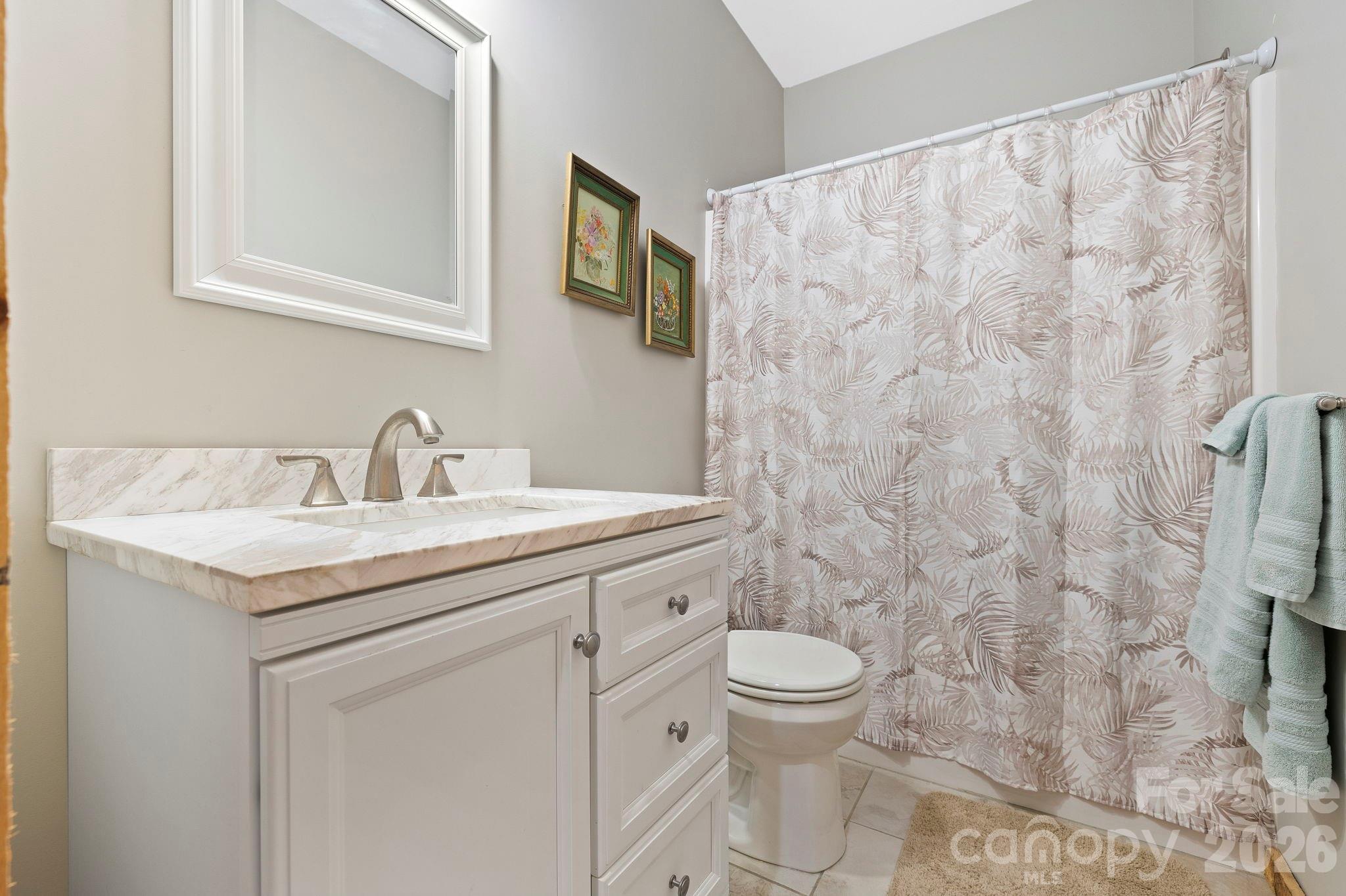 442 Blantyre Church Road — Horse Shoe