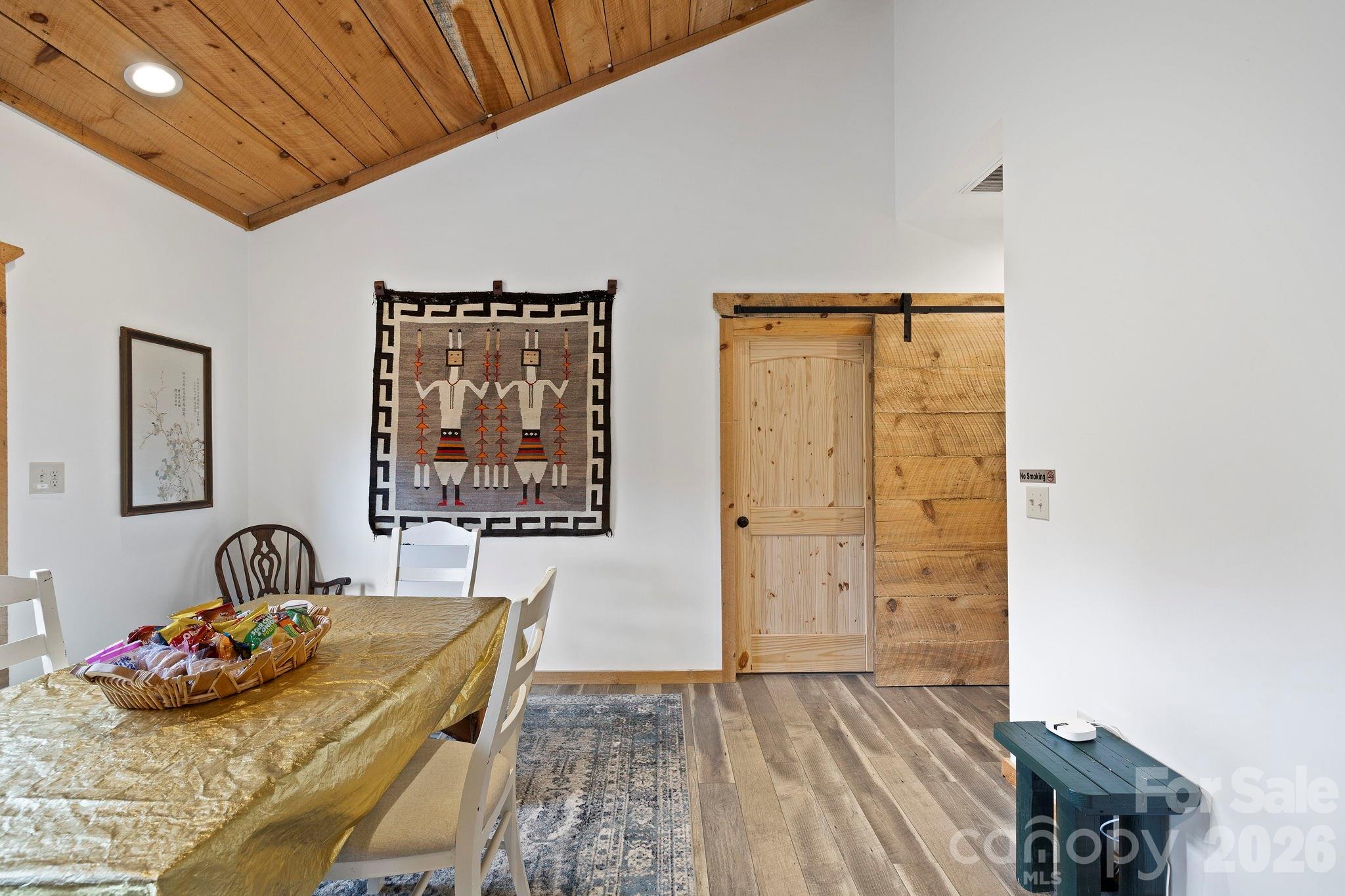 442 Blantyre Church Road — Horse Shoe