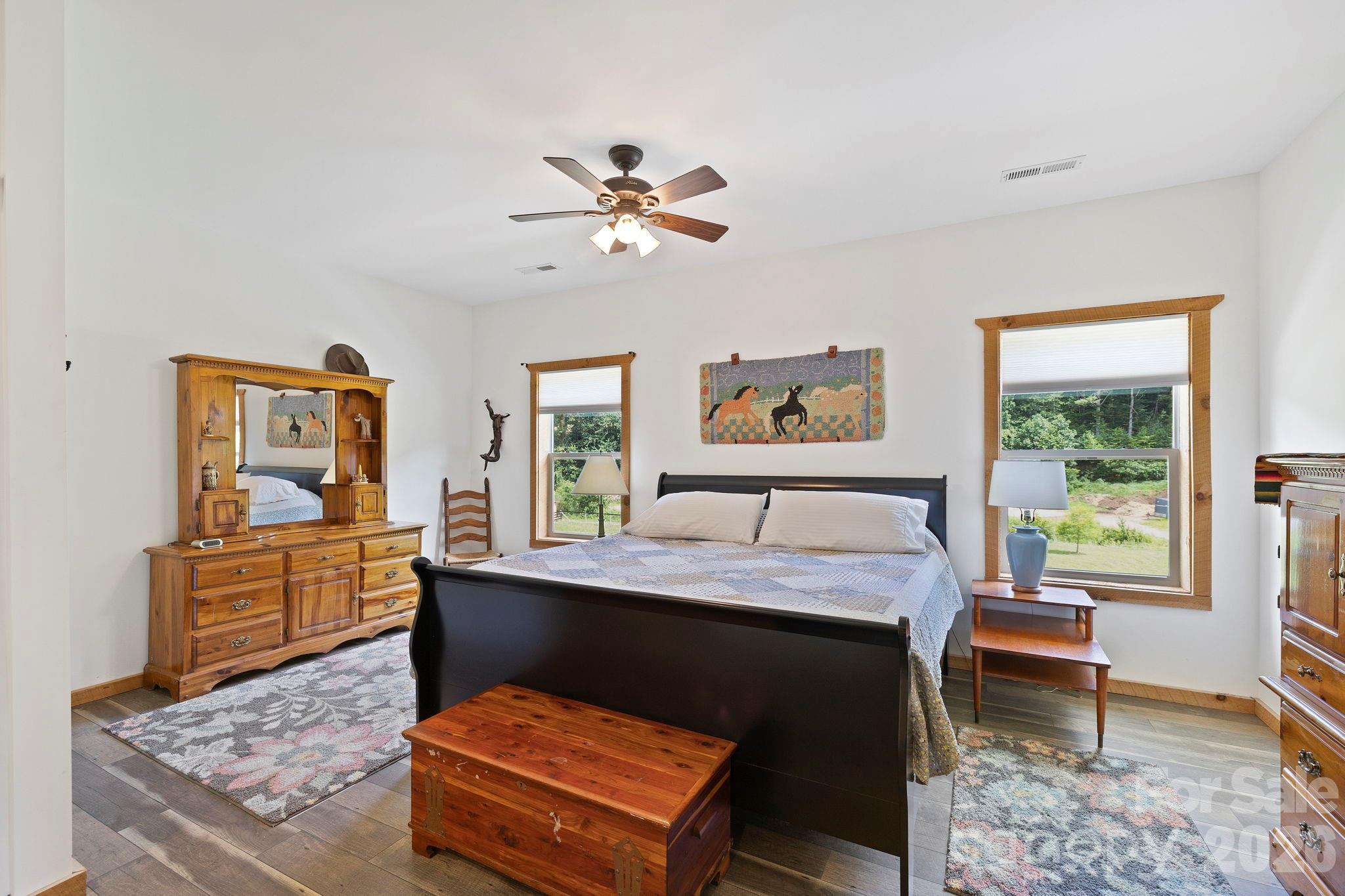 442 Blantyre Church Road — Horse Shoe