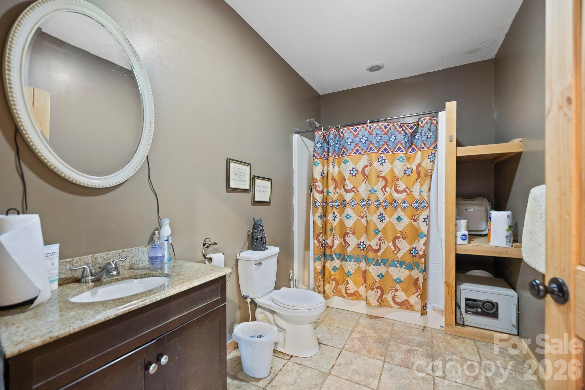 442 Blantyre Church Road — Horse Shoe