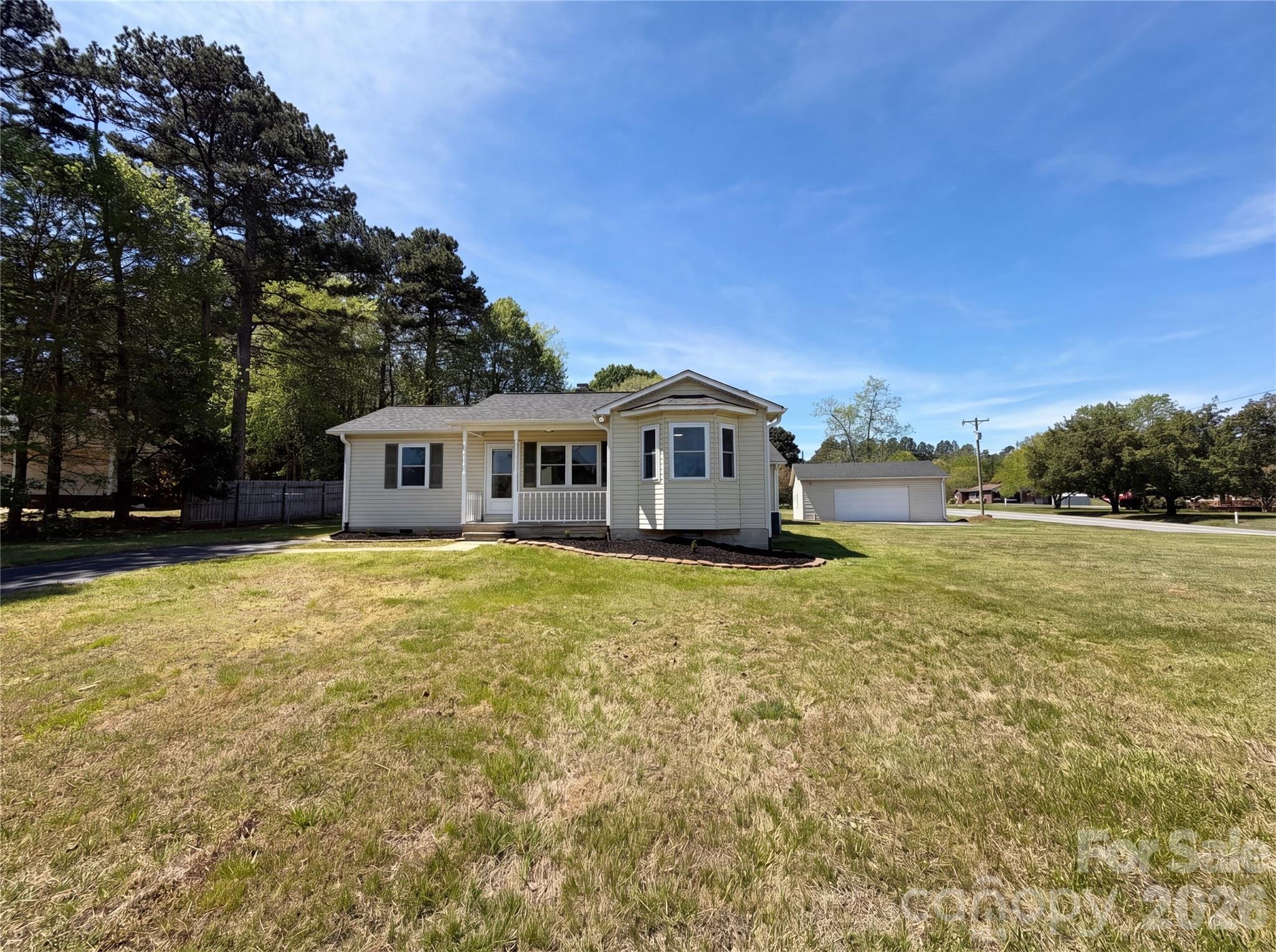 101 Forest Meadow Lane — Salisbury