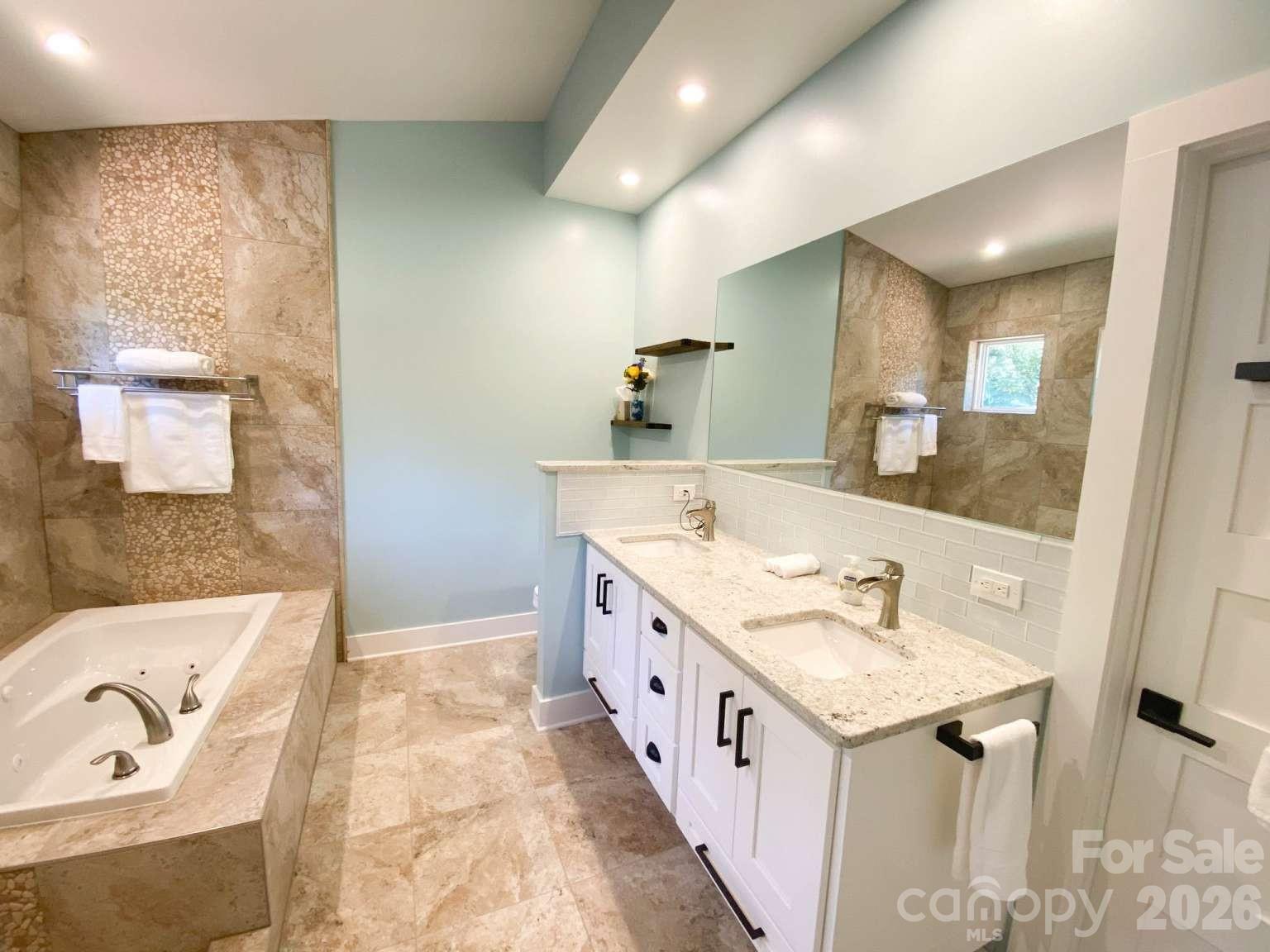141 Carnegie Road — Rutherfordton