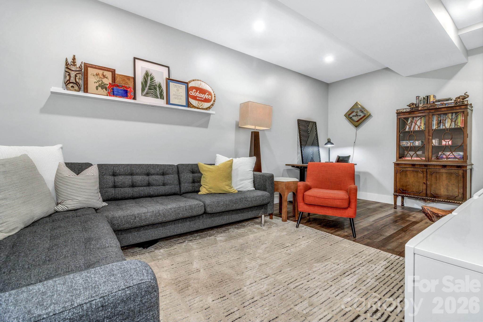118 Vance Crescent Extension — Asheville