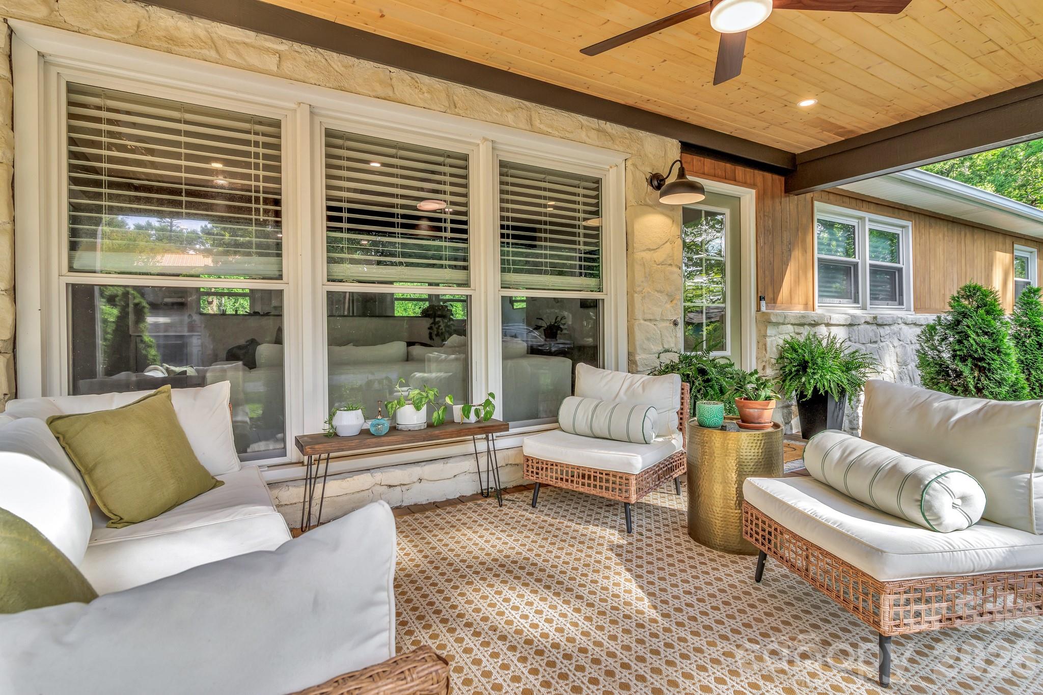 118 Vance Crescent Extension — Asheville