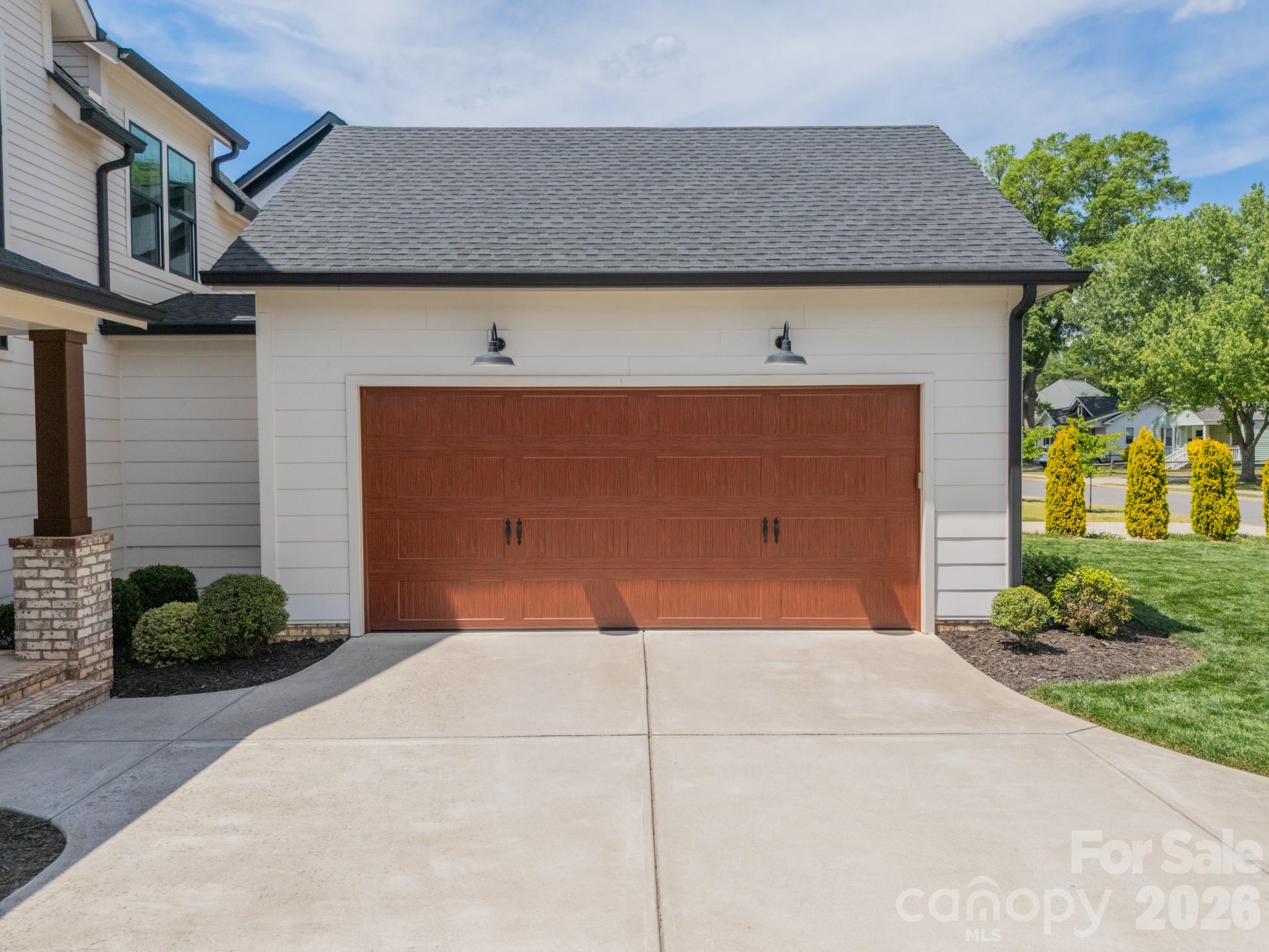 408 Melbourne Court — Charlotte