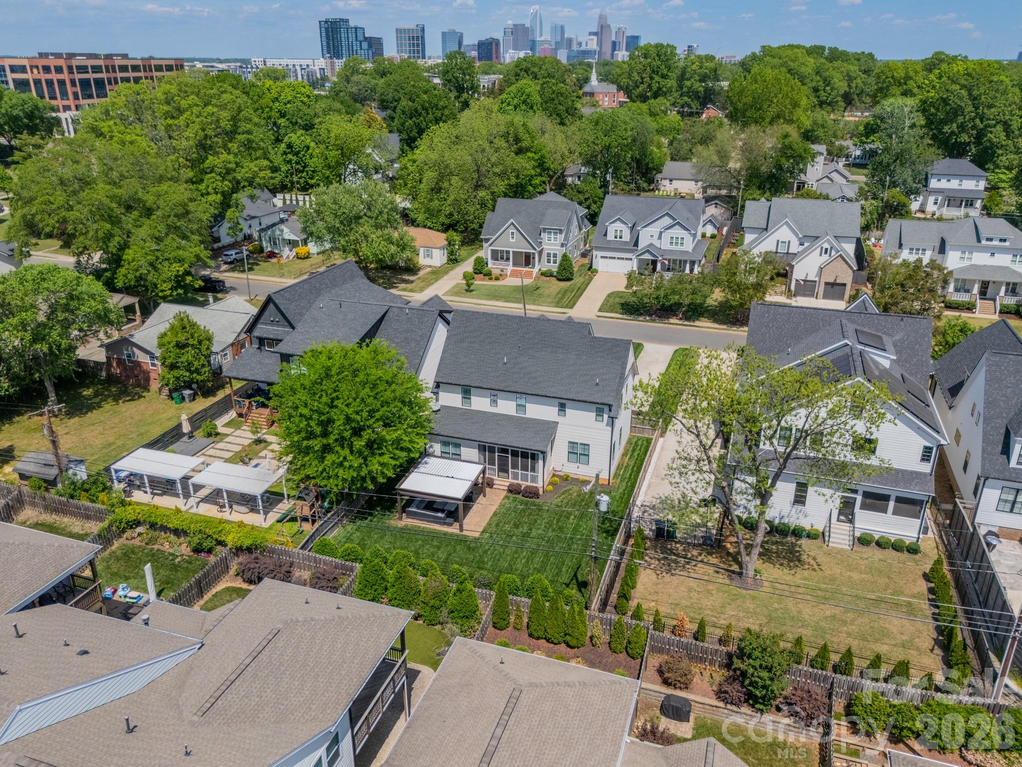 408 Melbourne Court — Charlotte