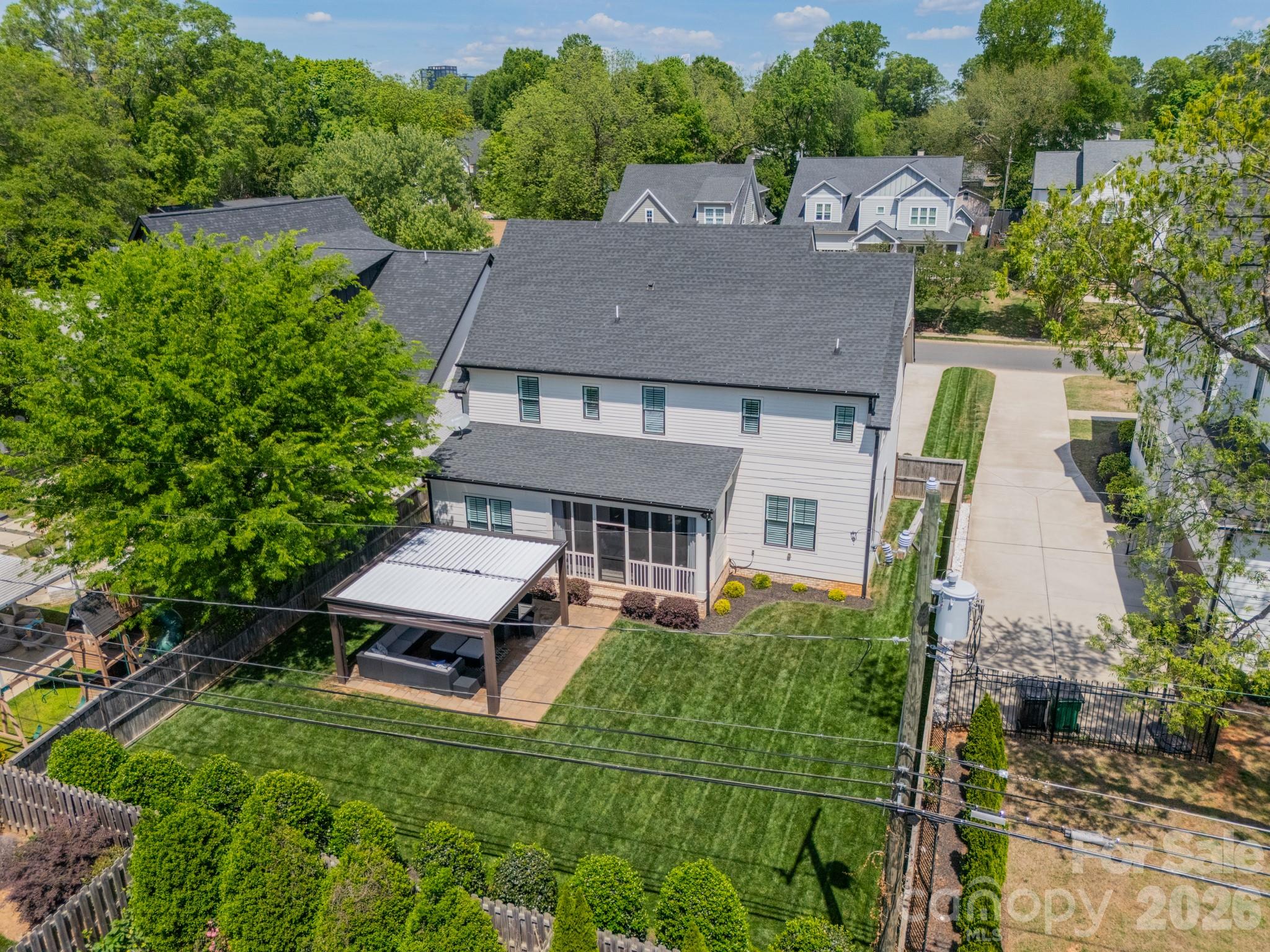 408 Melbourne Court — Charlotte