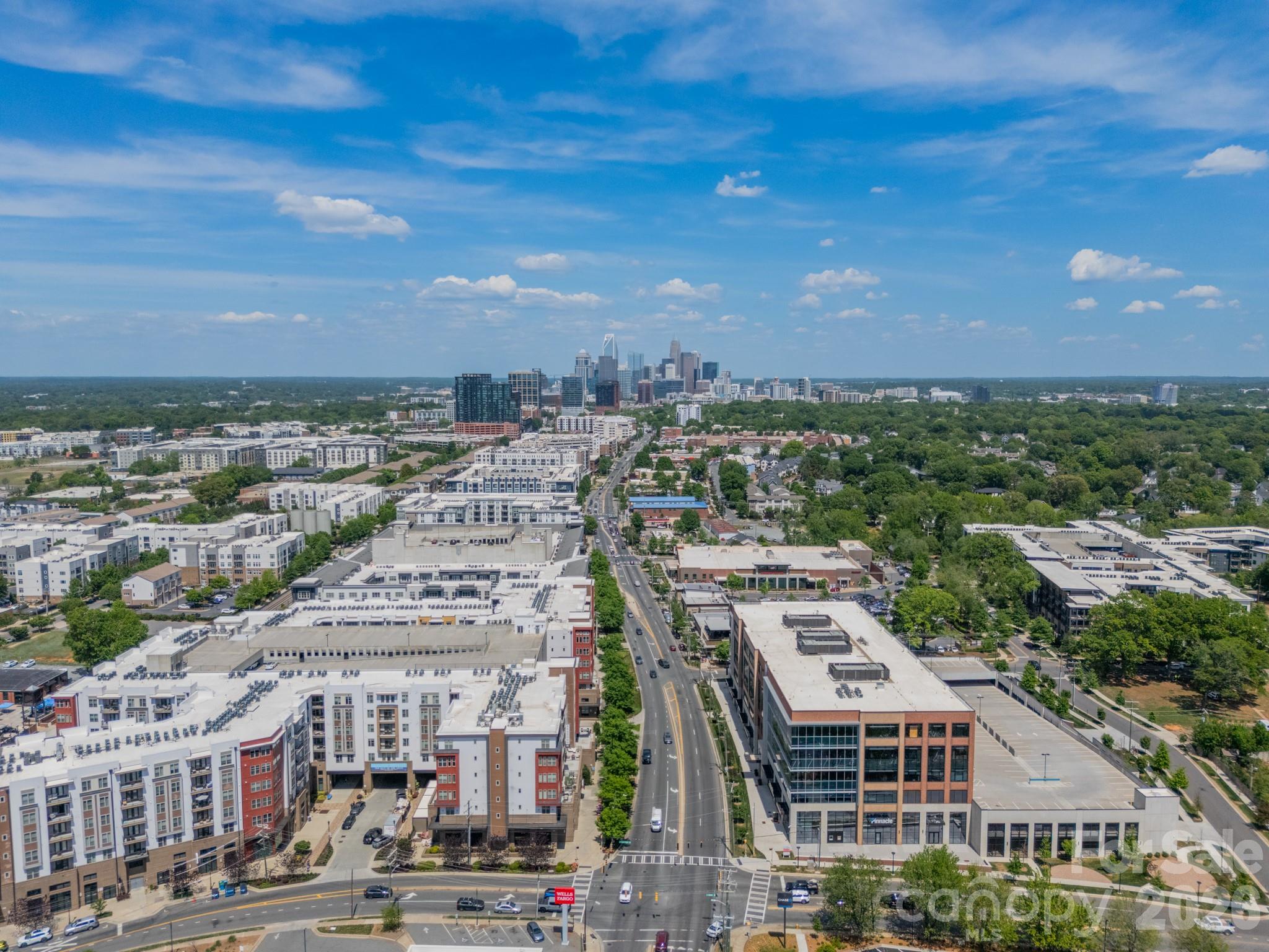 408 Melbourne Court — Charlotte