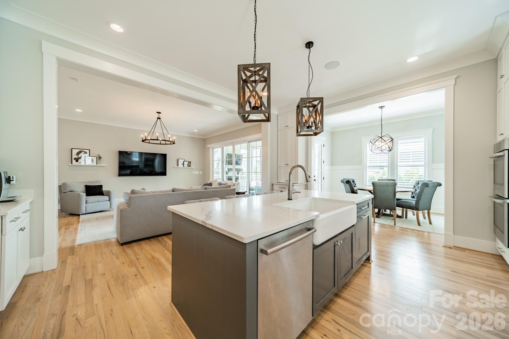 408 Melbourne Court — Charlotte