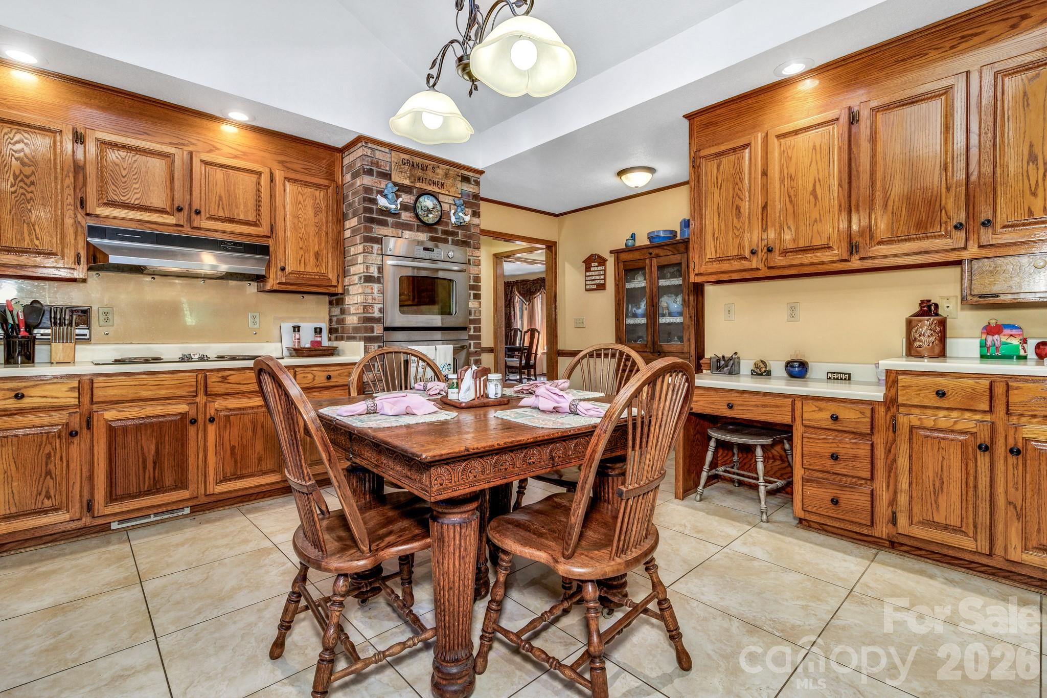 218 Brown Road — Hendersonville