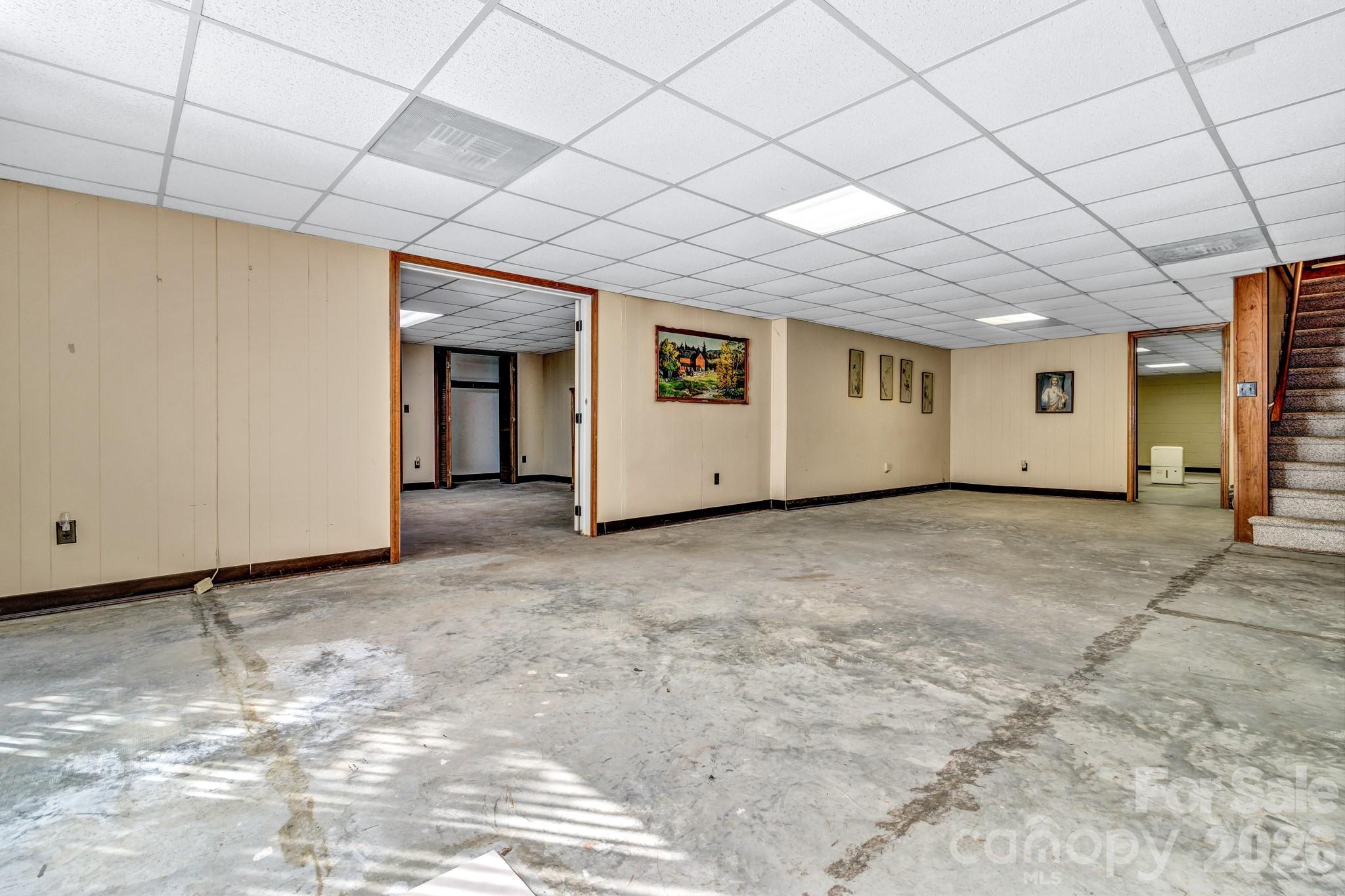 218 Brown Road — Hendersonville