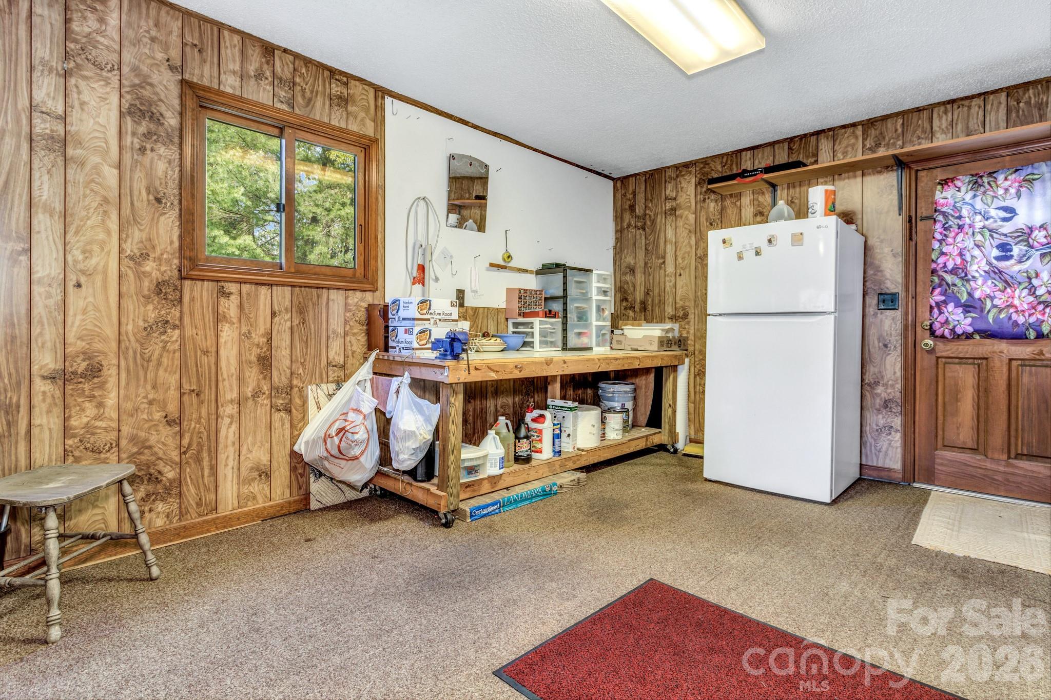 218 Brown Road — Hendersonville