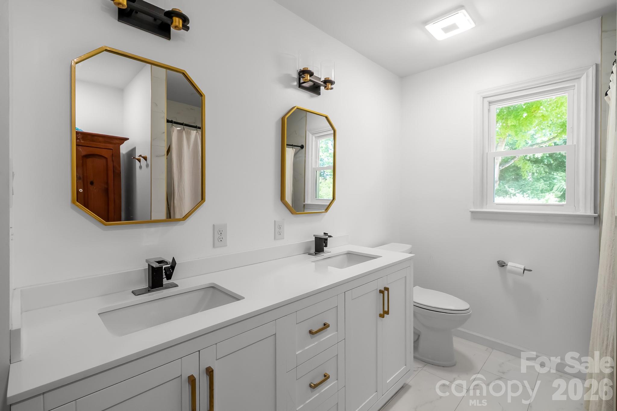6070 Ferncliff Drive — Concord