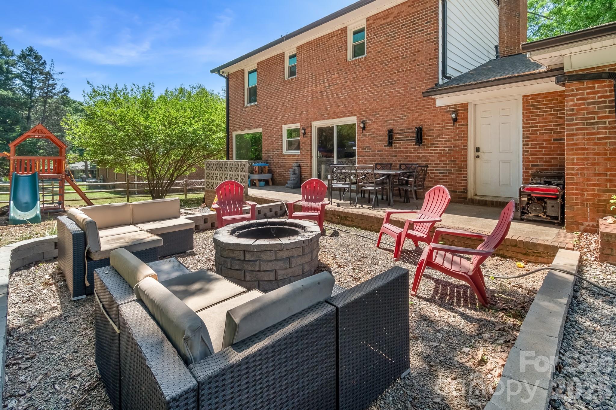 6070 Ferncliff Drive — Concord