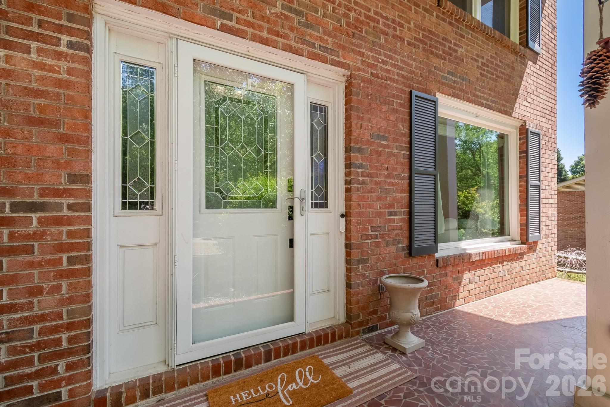 6070 Ferncliff Drive — Concord