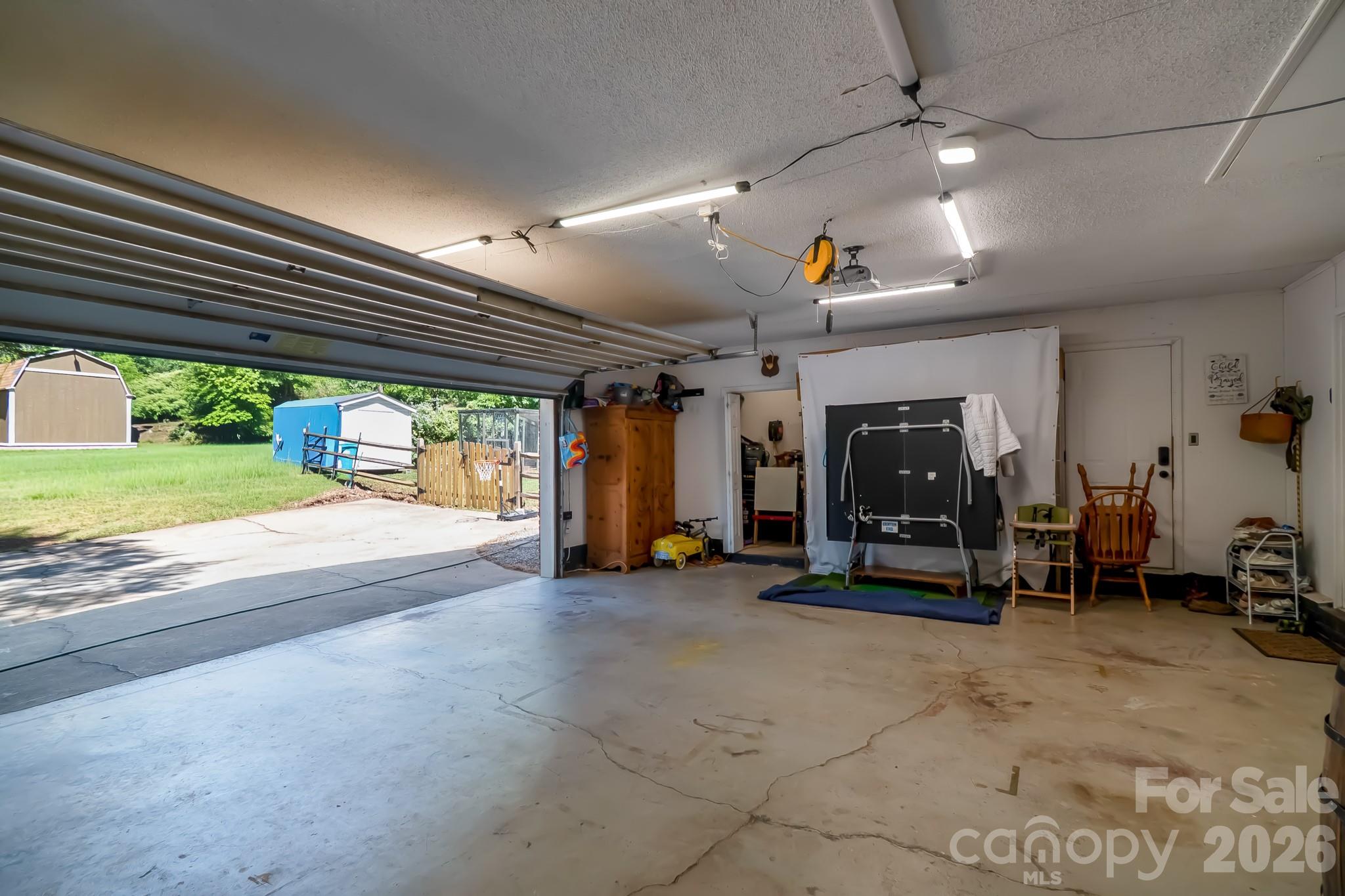 6070 Ferncliff Drive — Concord