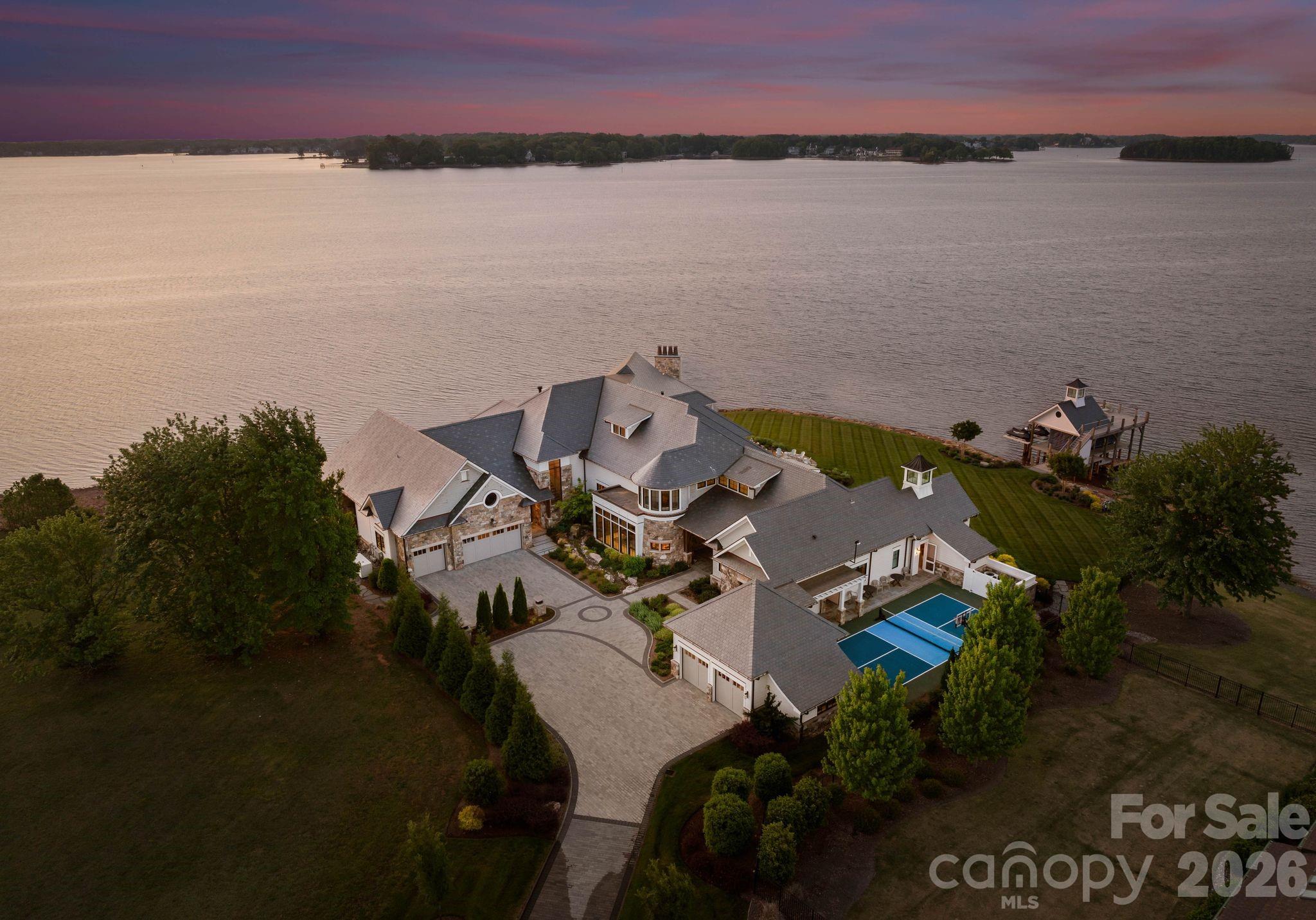 8515 Norman Estates Drive — Denver