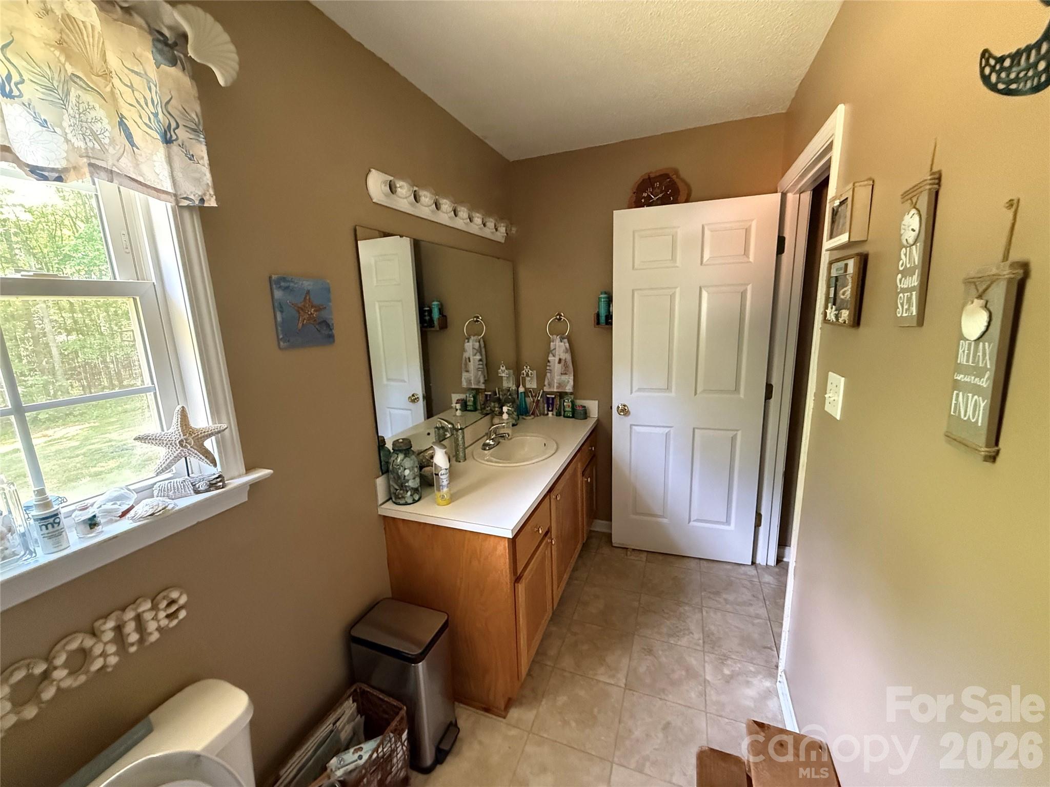 600 Blossom Hill Road — Lincolnton